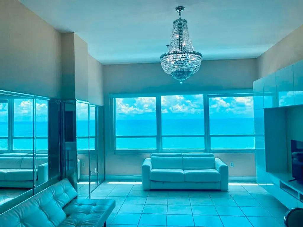 Penthouse Apartment in Castle Beach Resort Condo - Panoramic Large Penthouse or Deluxe 1 BR Direct Ocean View and beach access- Free parking- Penthouse Apartment in Castle Beach Resort Condo - Panoramic Large Penthouse or Deluxe 1 BR Direct Ocean View and beach access- Free parking-