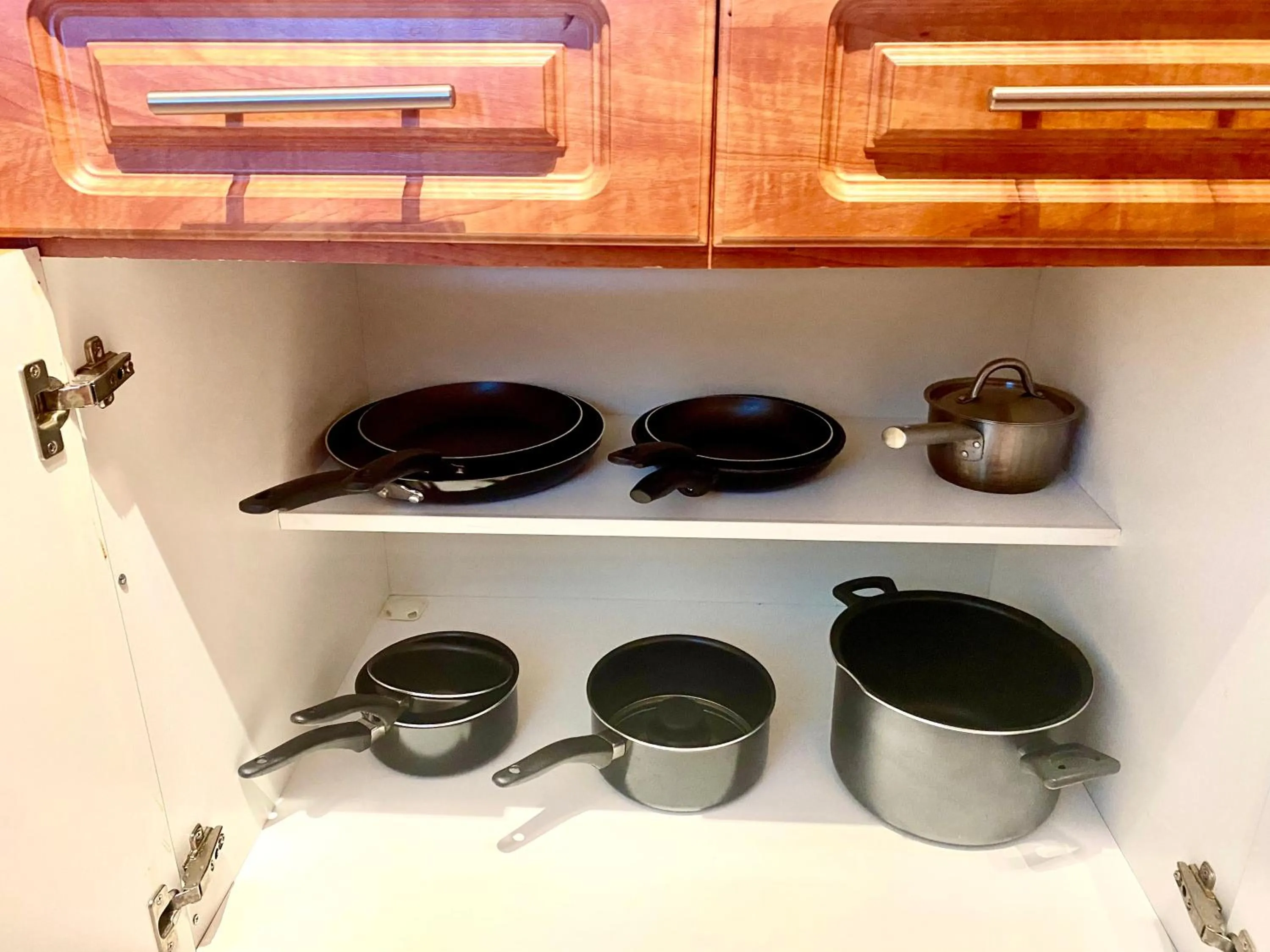 kitchen in Castle Beach Resort Condo - Panoramic Large Penthouse or Deluxe 1 BR Direct Ocean View and beach access- Updated-Free parking-