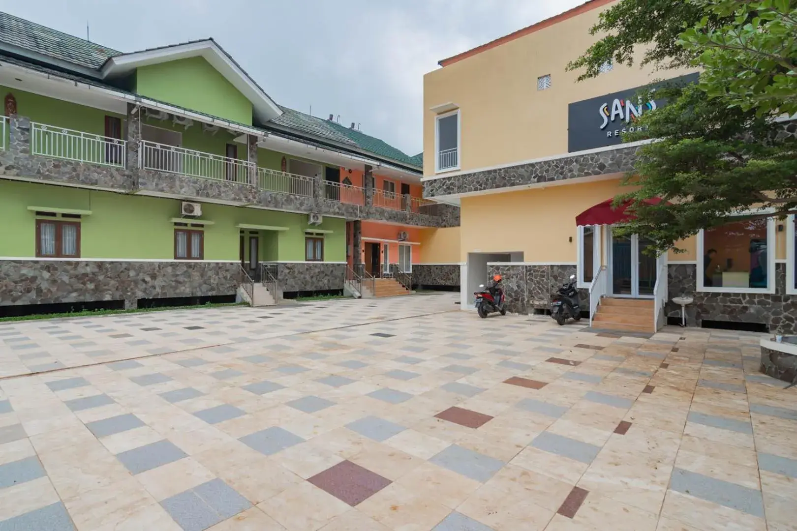 Property building in Sans Resort Parung Bogor Property building in Sans Resort Parung Bogor