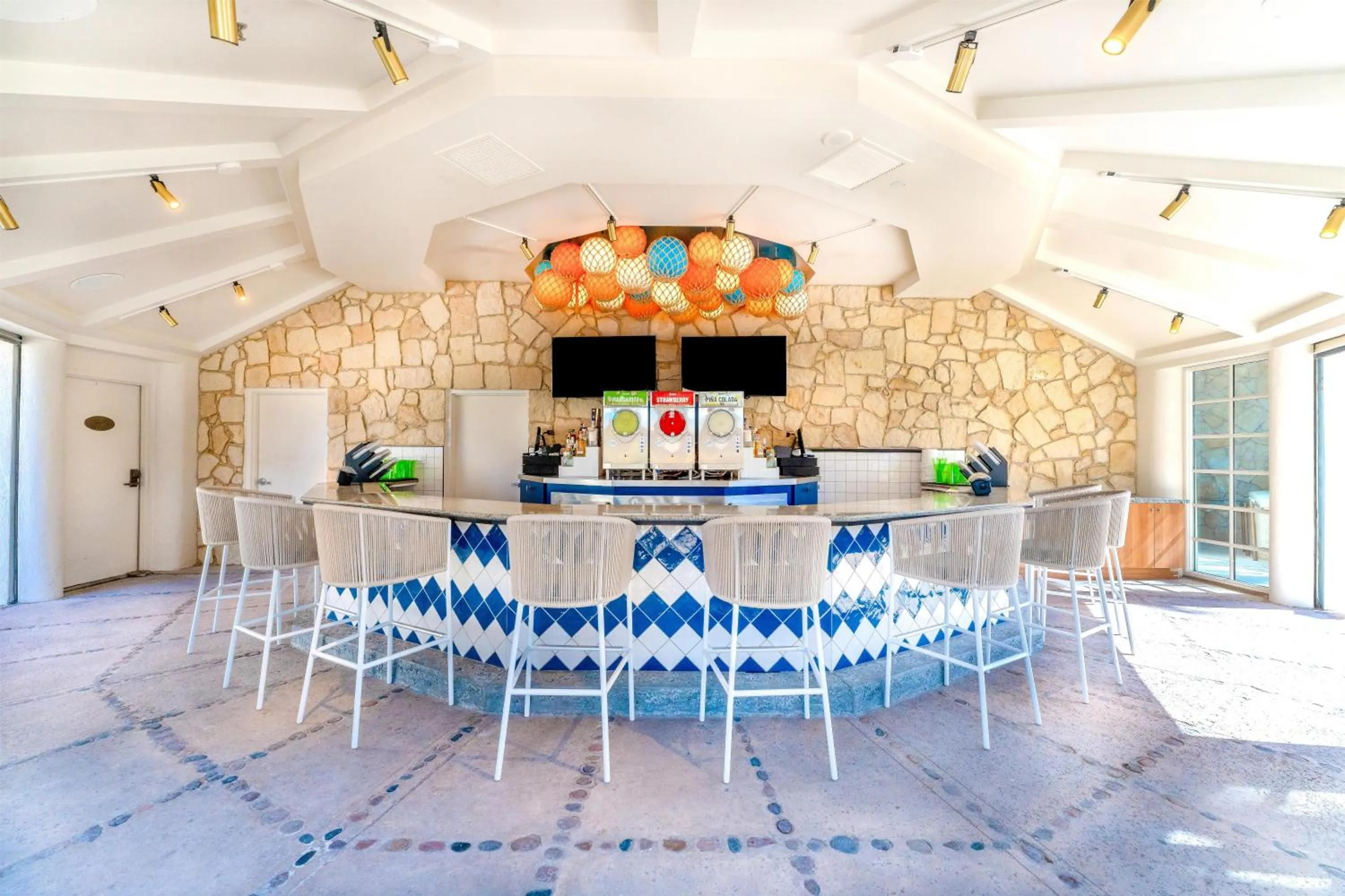 Lounge or bar in Rio Hotel & Casino, a Destination by Hyatt Hotel