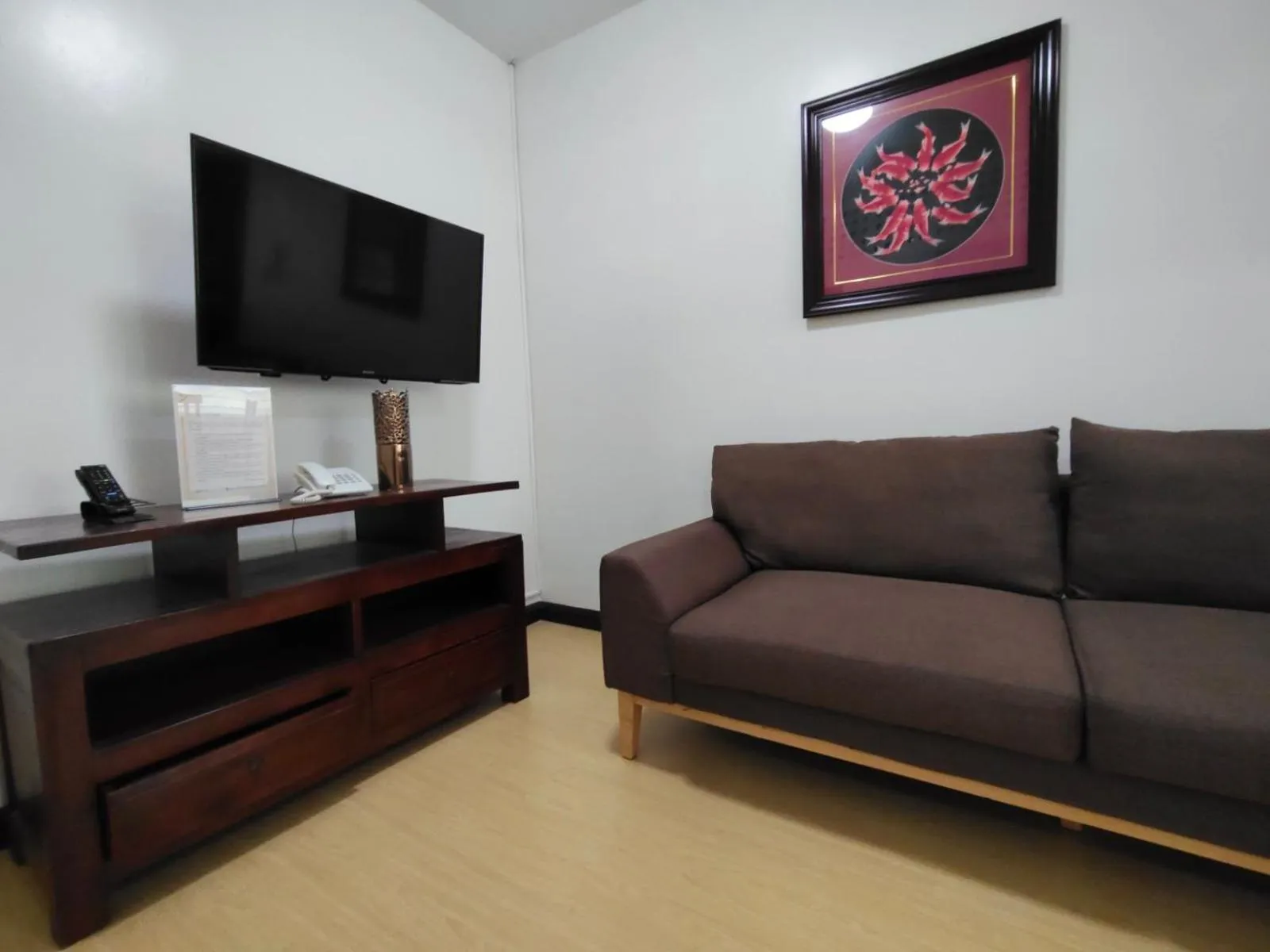 TV and multimedia in OYO 805 La Belladoza