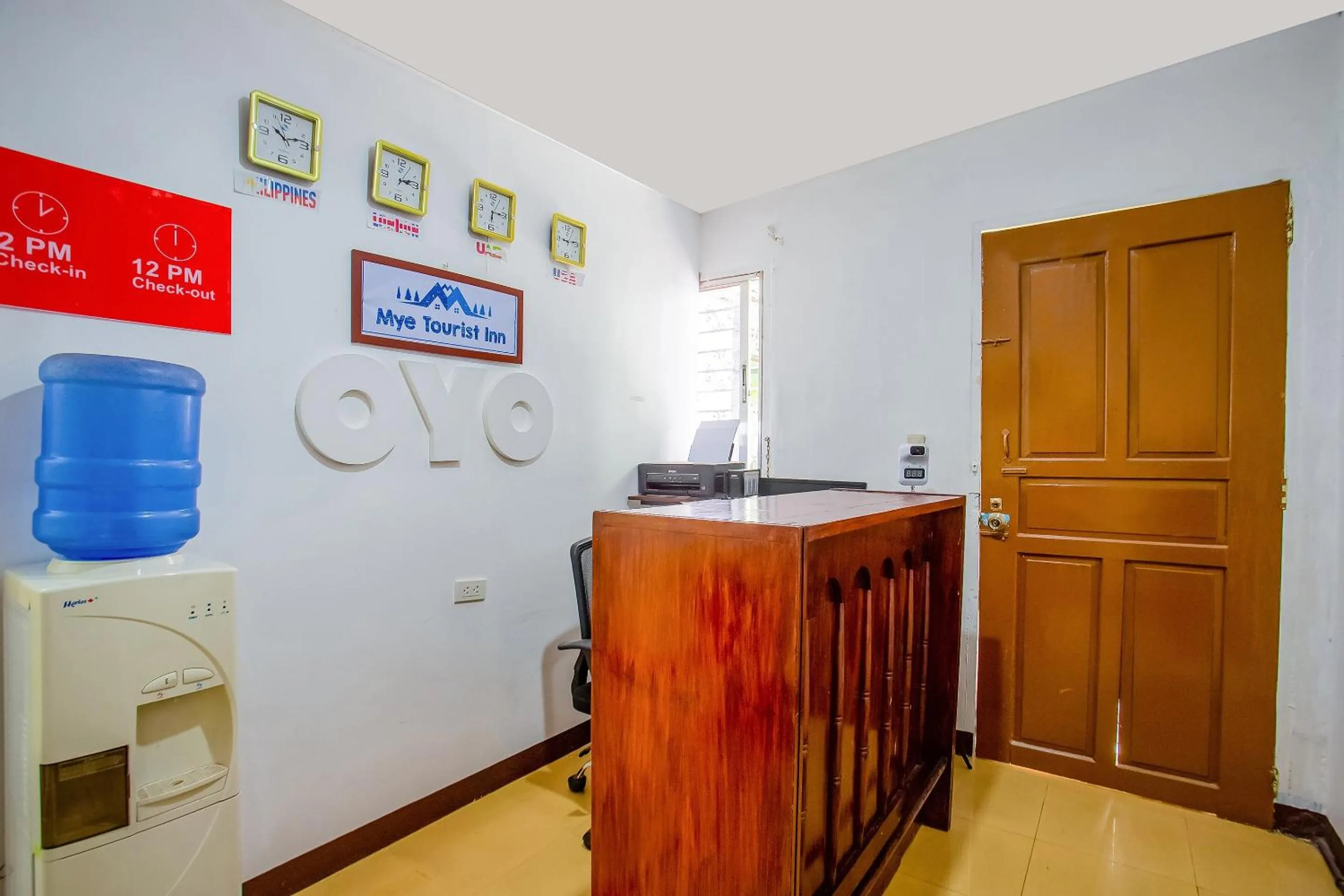 Lobby or reception in Mye Tourist Inn