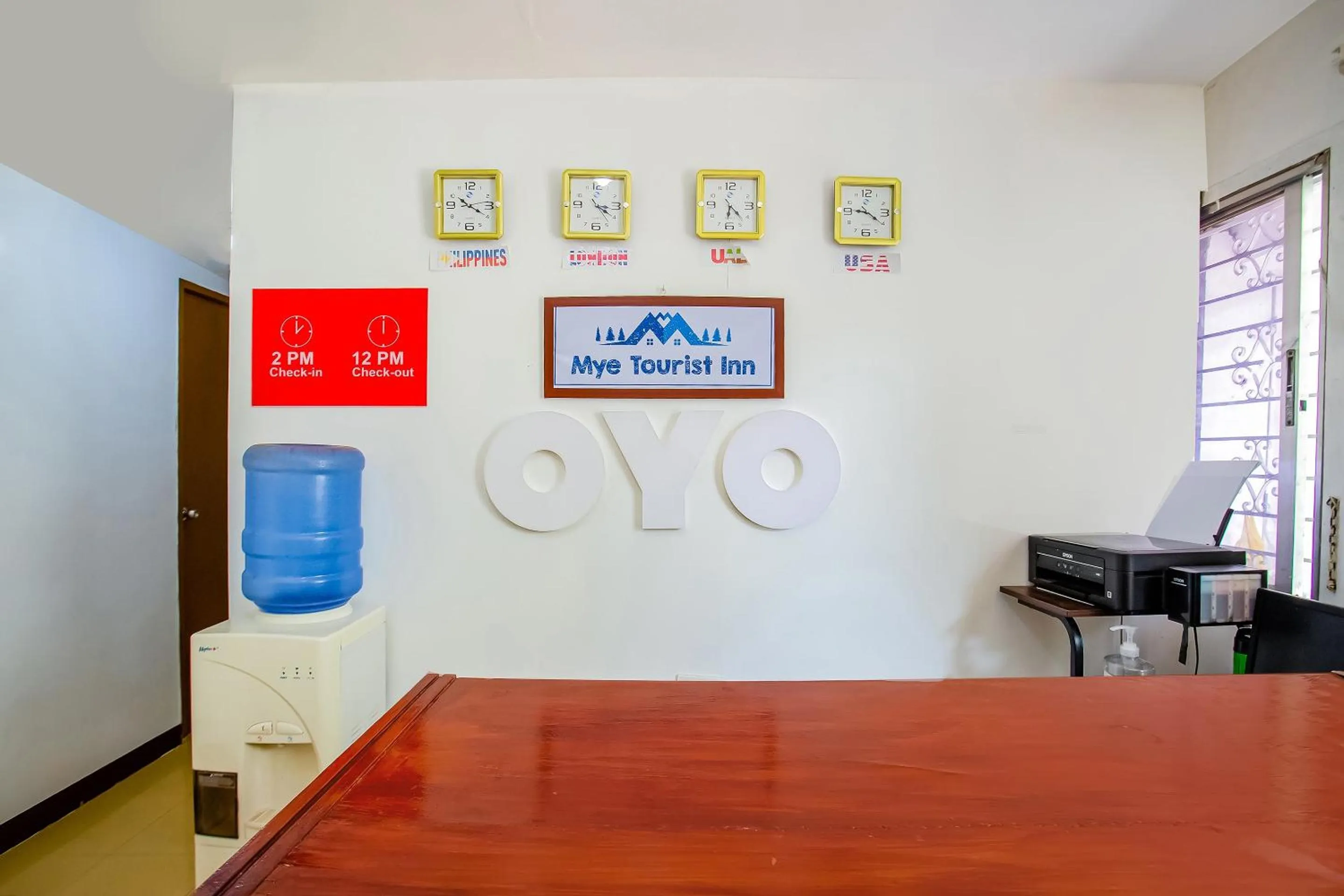 Lobby or reception in Mye Tourist Inn