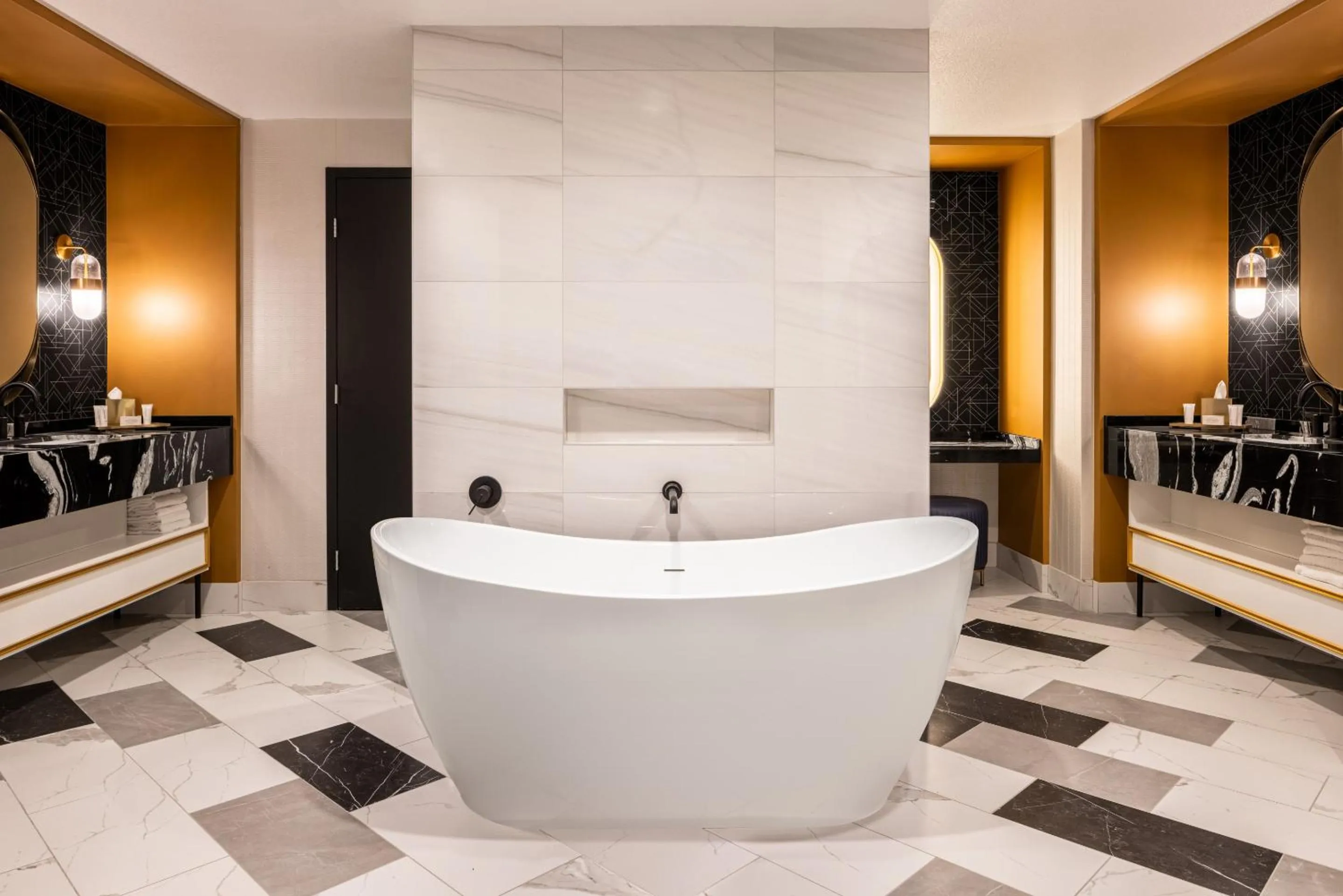 Bath in Paris Las Vegas Hotel & Casino