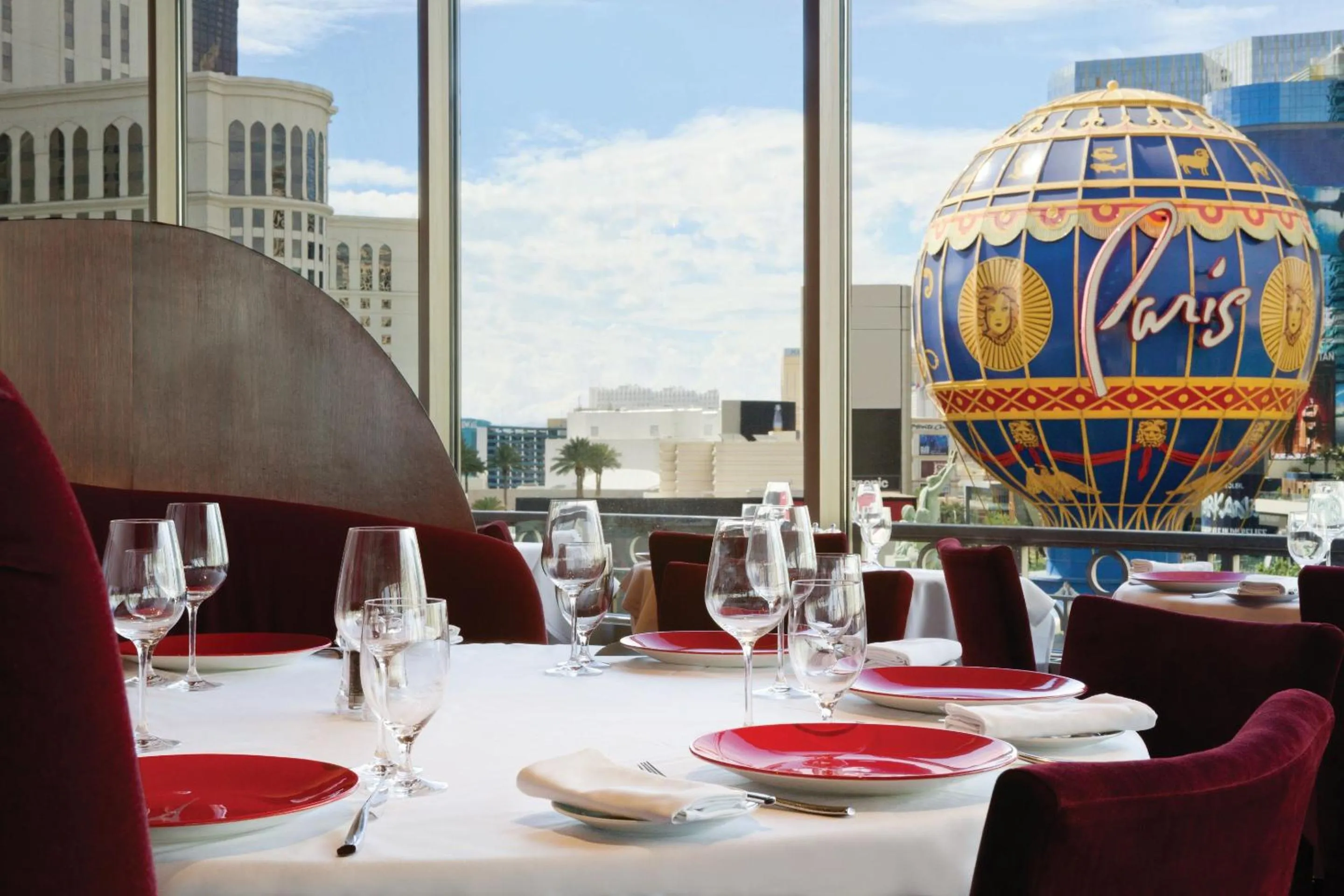 Restaurant/places to eat in Paris Las Vegas Hotel & Casino