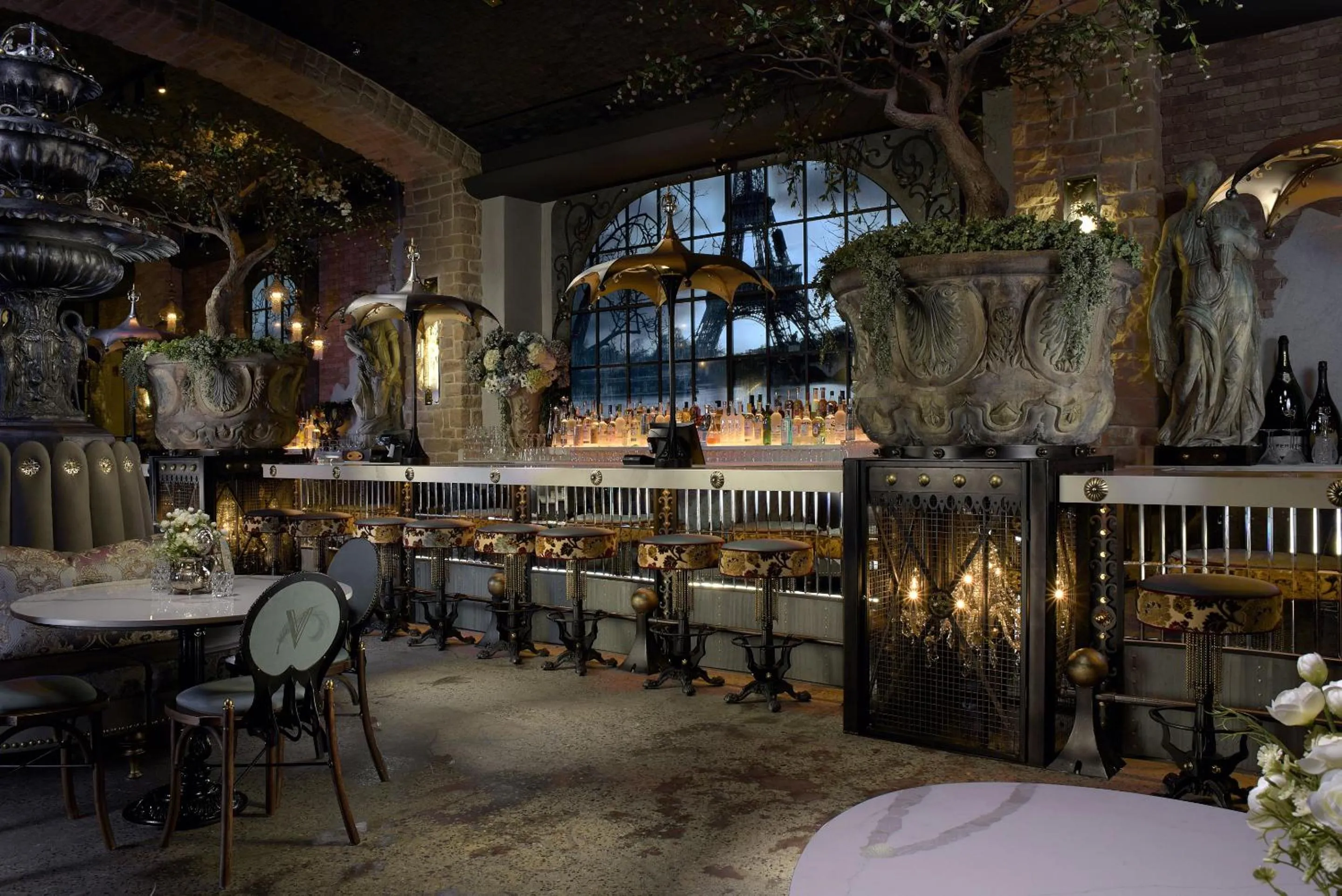 Restaurant/places to eat in Paris Las Vegas Hotel & Casino