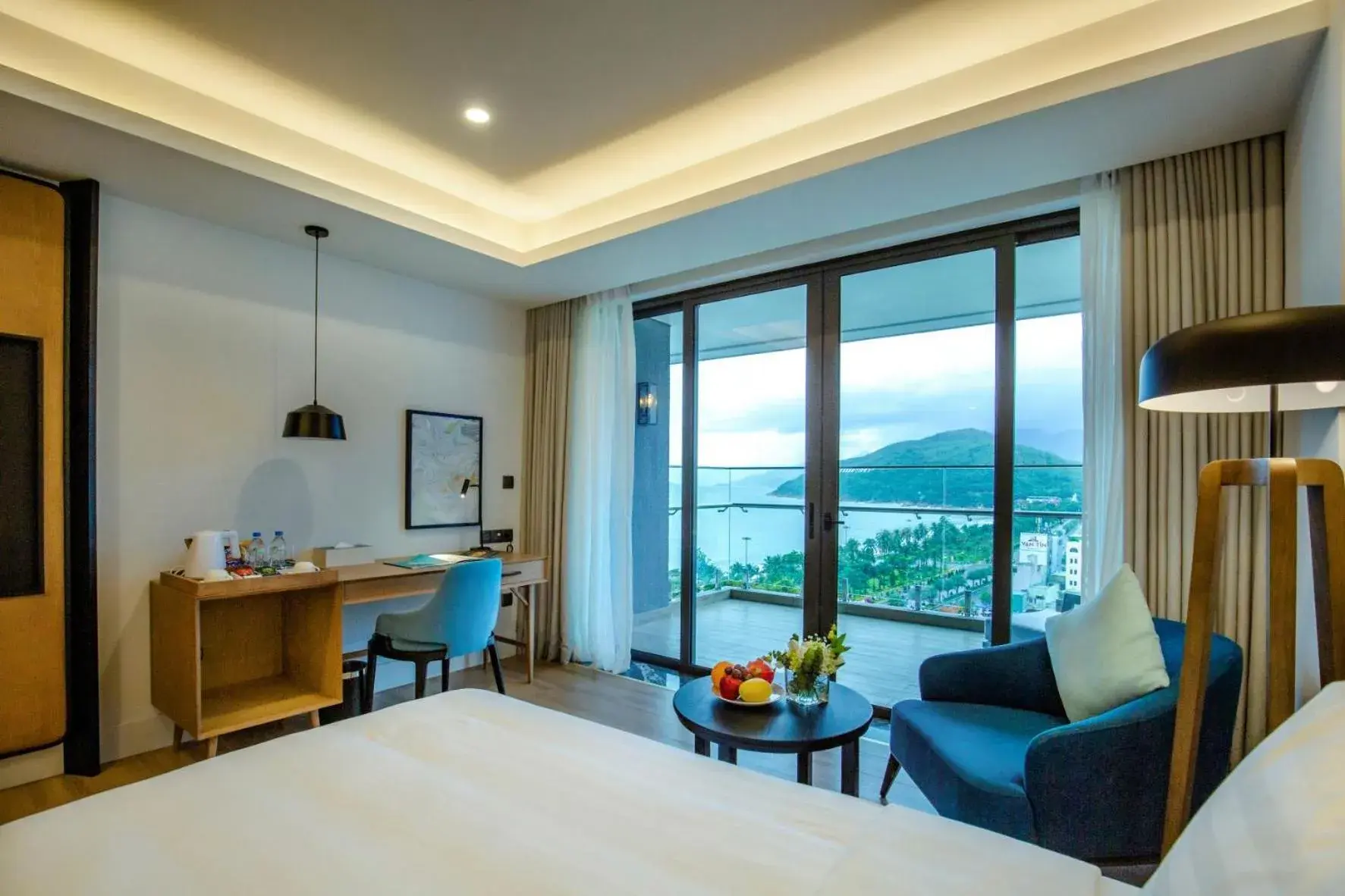 View (from property/room), Bed in FLC City Hotel Beach Quy Nhon View (from property/room), Bed in FLC City Hotel Beach Quy Nhon