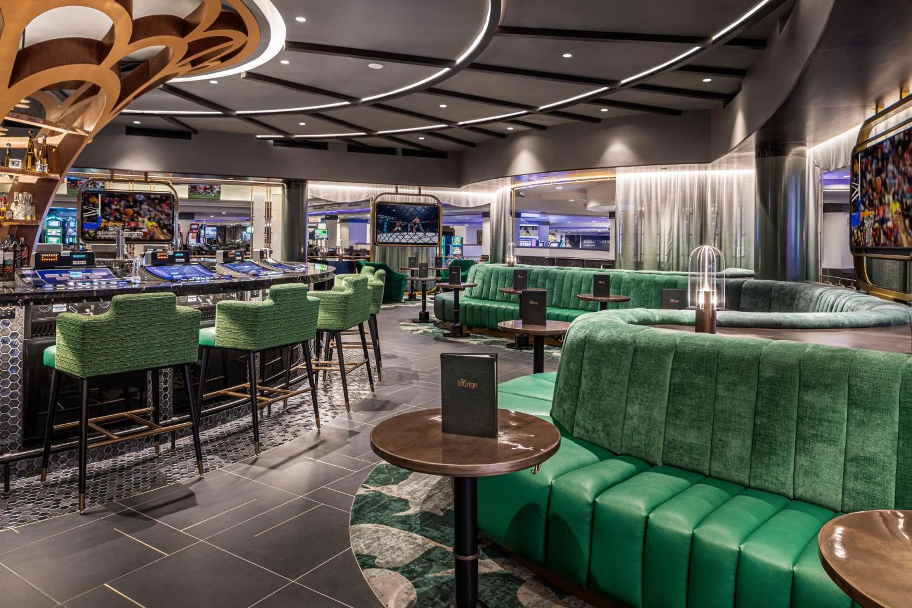 Lounge or bar in Harrah's Las Vegas, A Caesars Destination