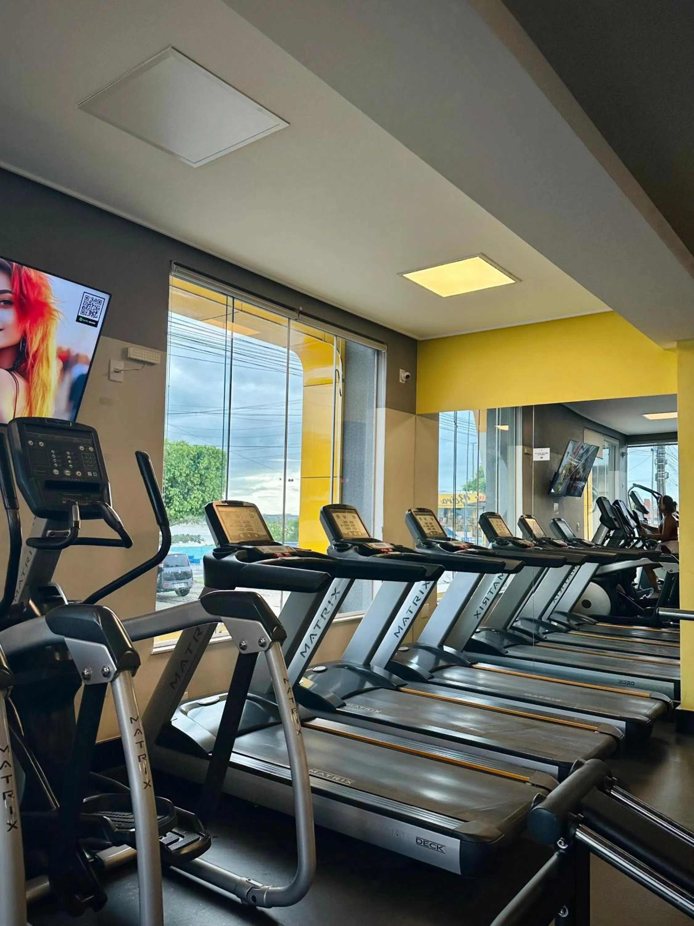 Fitness centre/facilities in DM HOTEL