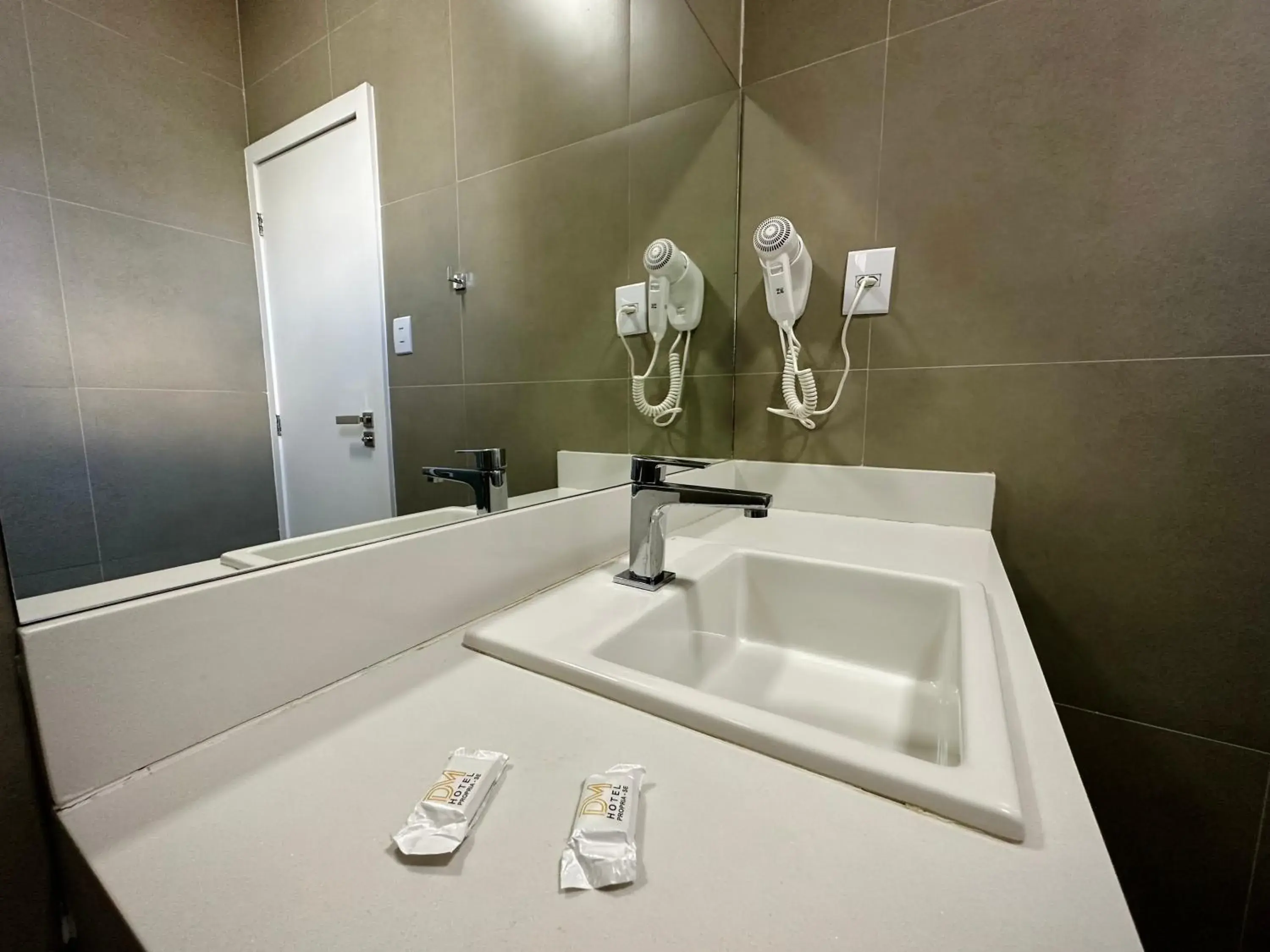 Deluxe Twin Room - single occupancy in DM HOTEL Deluxe Twin Room - single occupancy in DM HOTEL