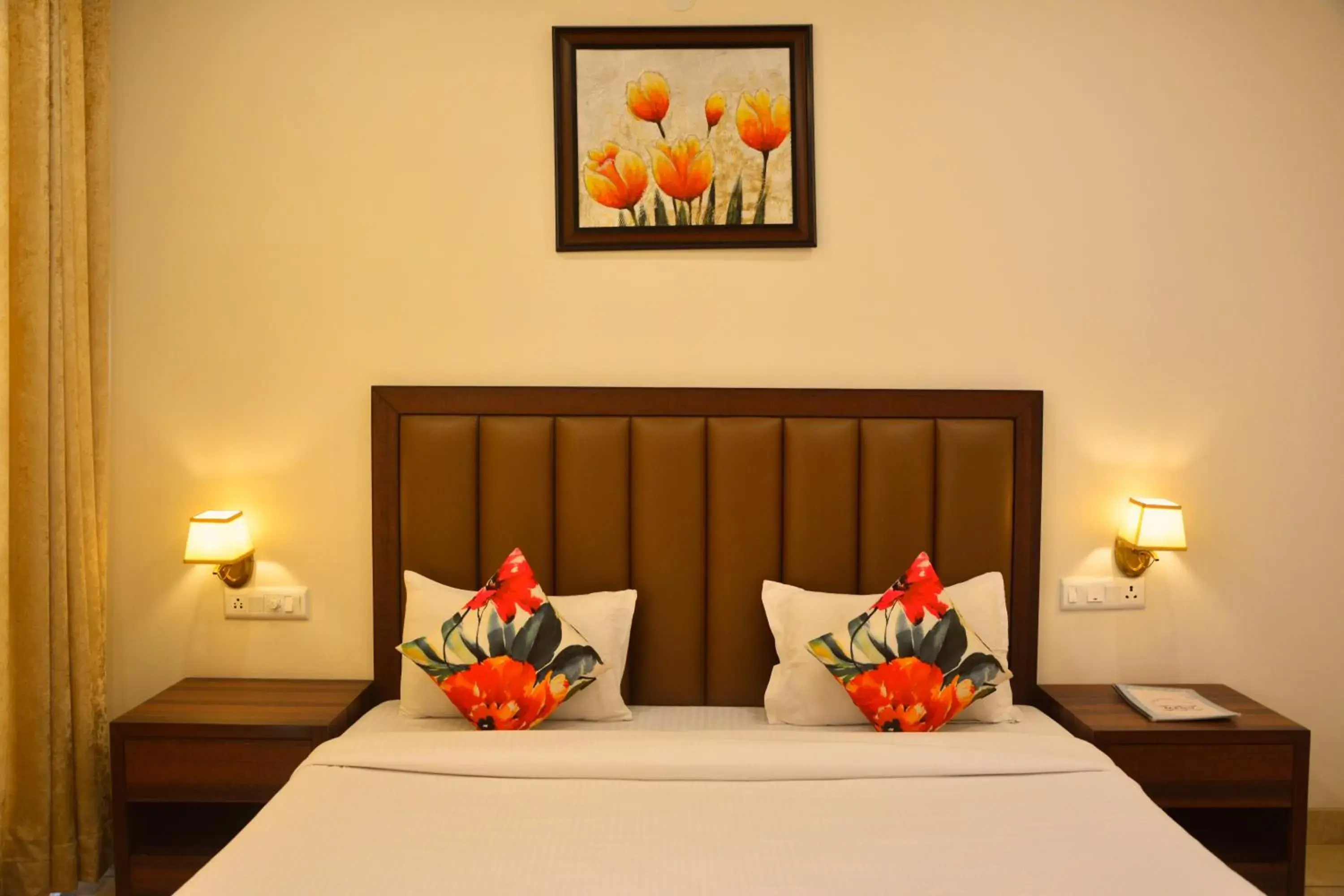 Living room, Bed in SERENE SUITES Living room, Bed in SERENE SUITES