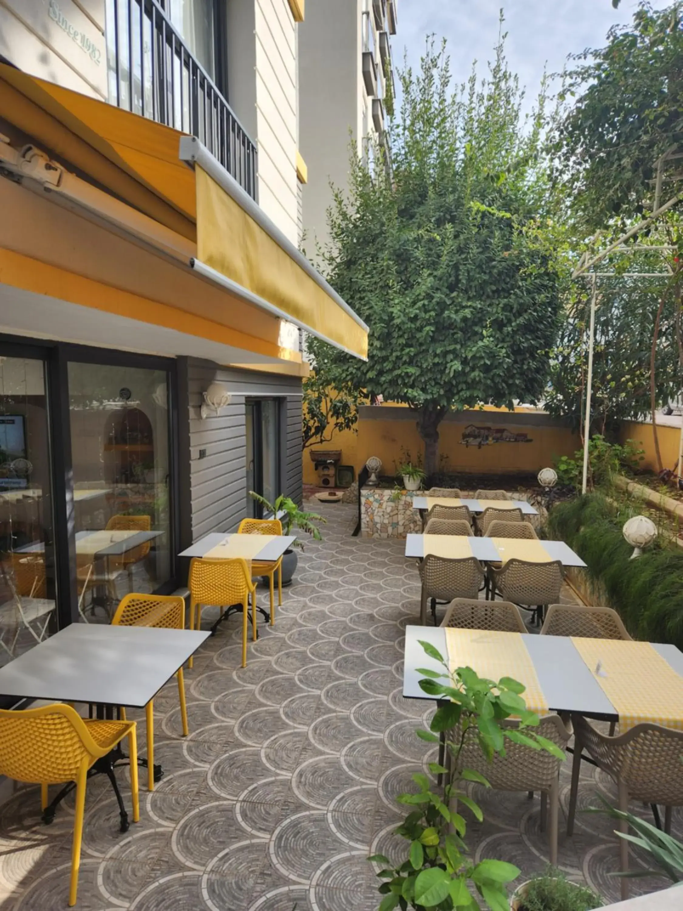 Facade/entrance in Park Hotel Rooms & Apart Facade/entrance in Park Hotel Rooms & Apart