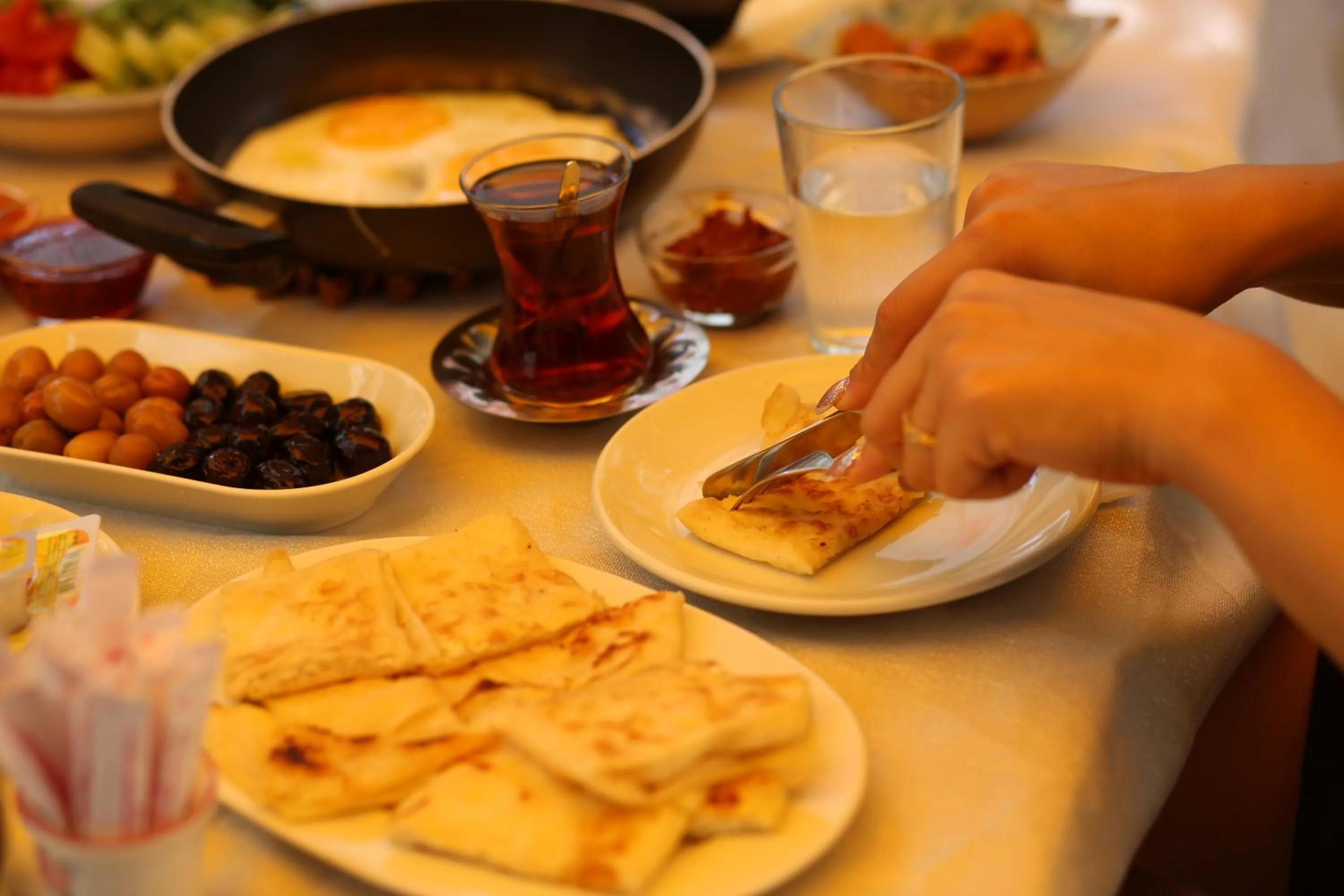 Food and drinks in Park Hotel Rooms & Apart