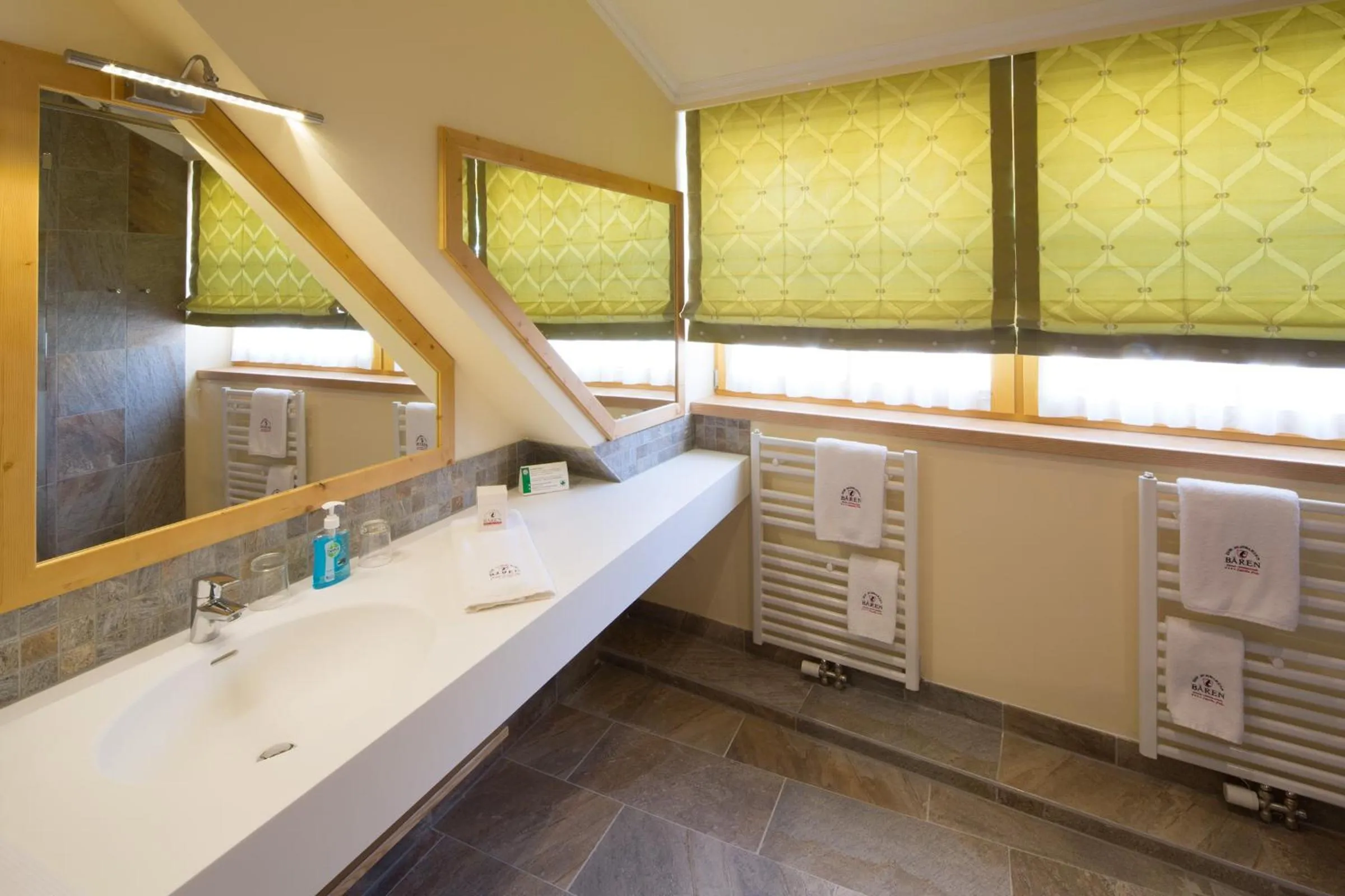 Bathroom in Hotel Zum Schwarzen Bären