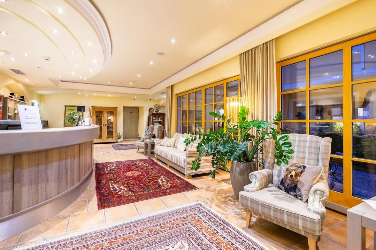 Lobby or reception in Hotel Zum Schwarzen Bären