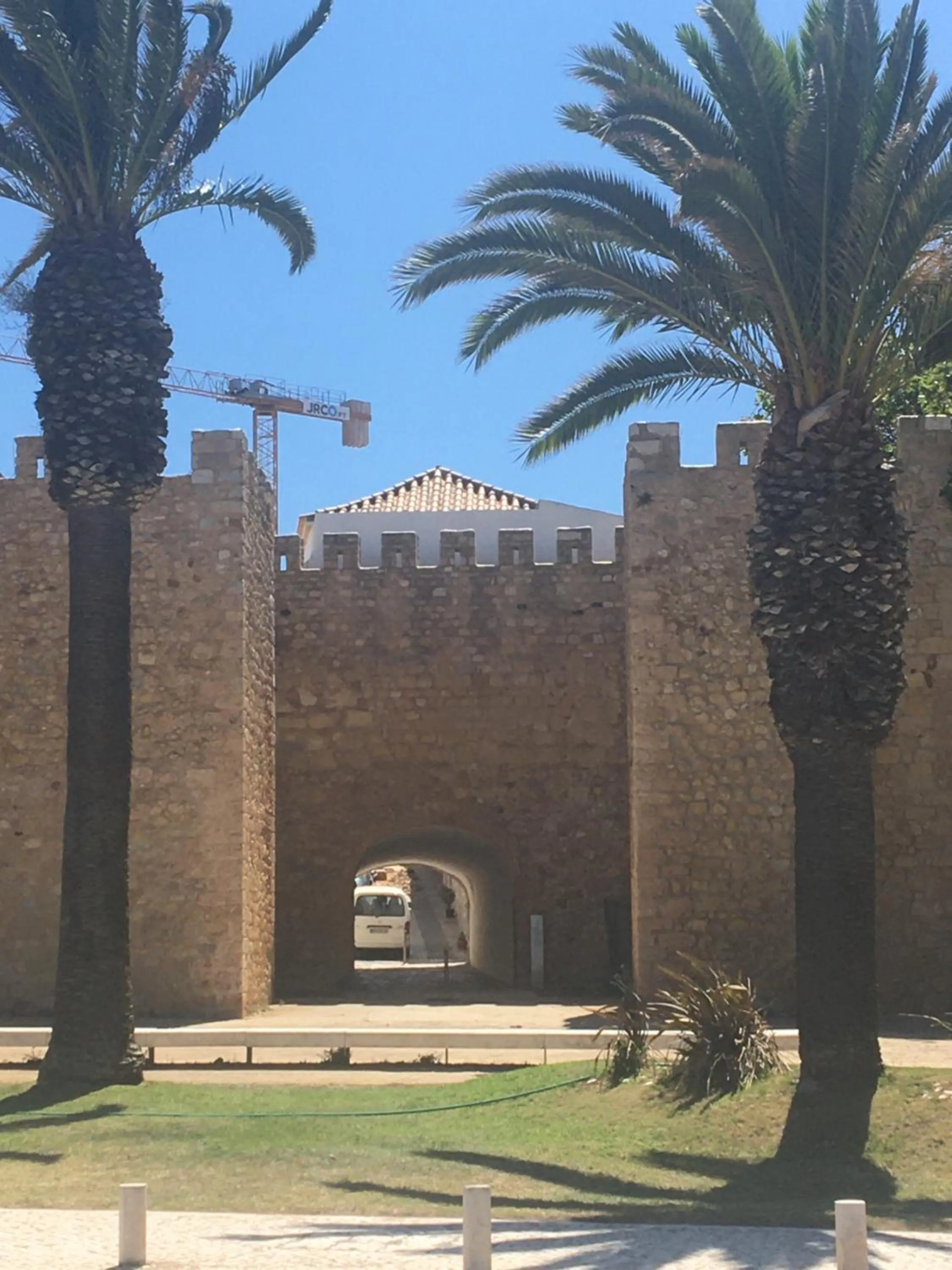 Nearby landmark in Muralha Residence