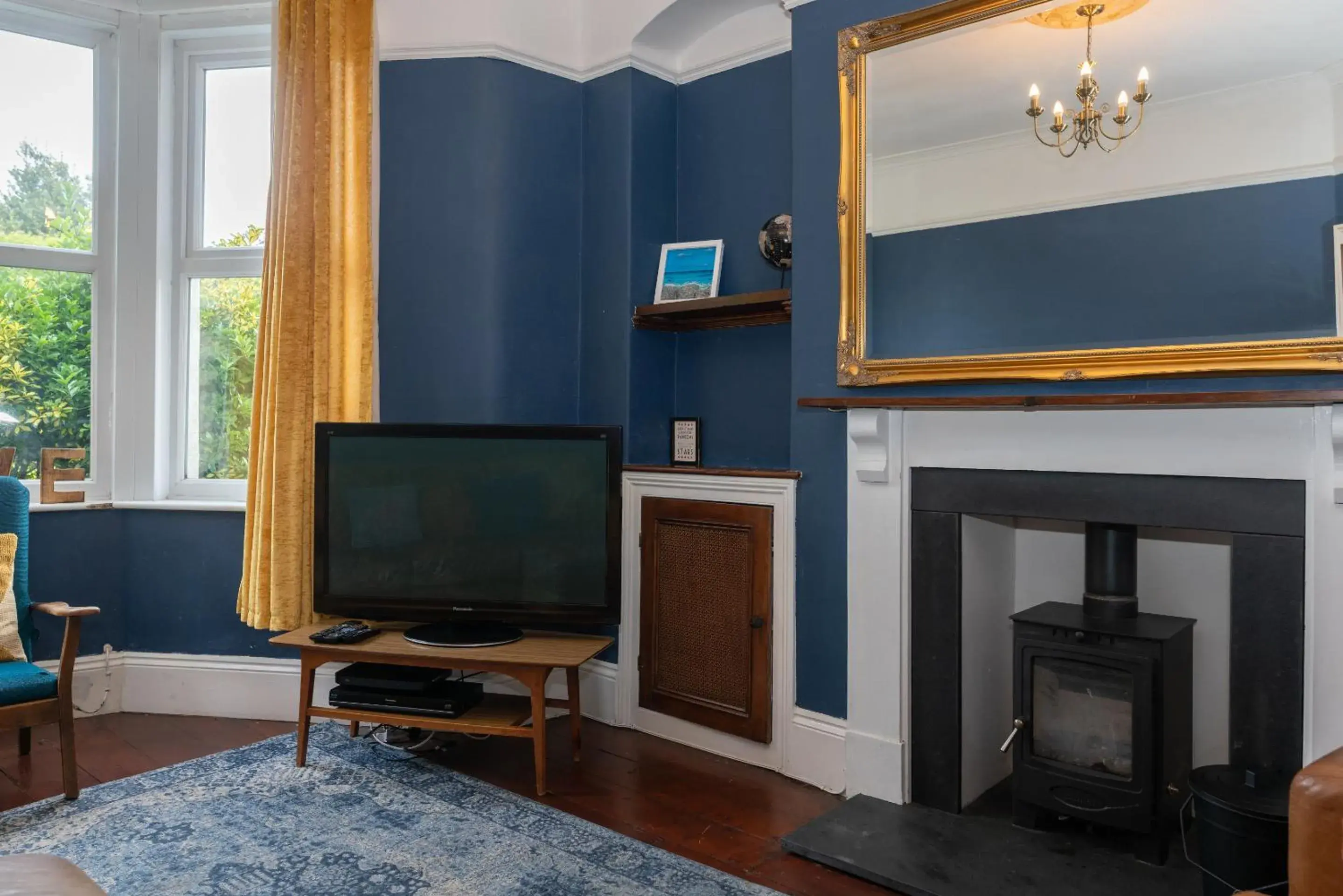 Living room in Belmont Villa - 4 Bed - Hot Tub Additional Cost - Sleeps 10-TJS22BV Living room in Belmont Villa - 4 Bed - Hot Tub Additional Cost - Sleeps 10-TJS22BV