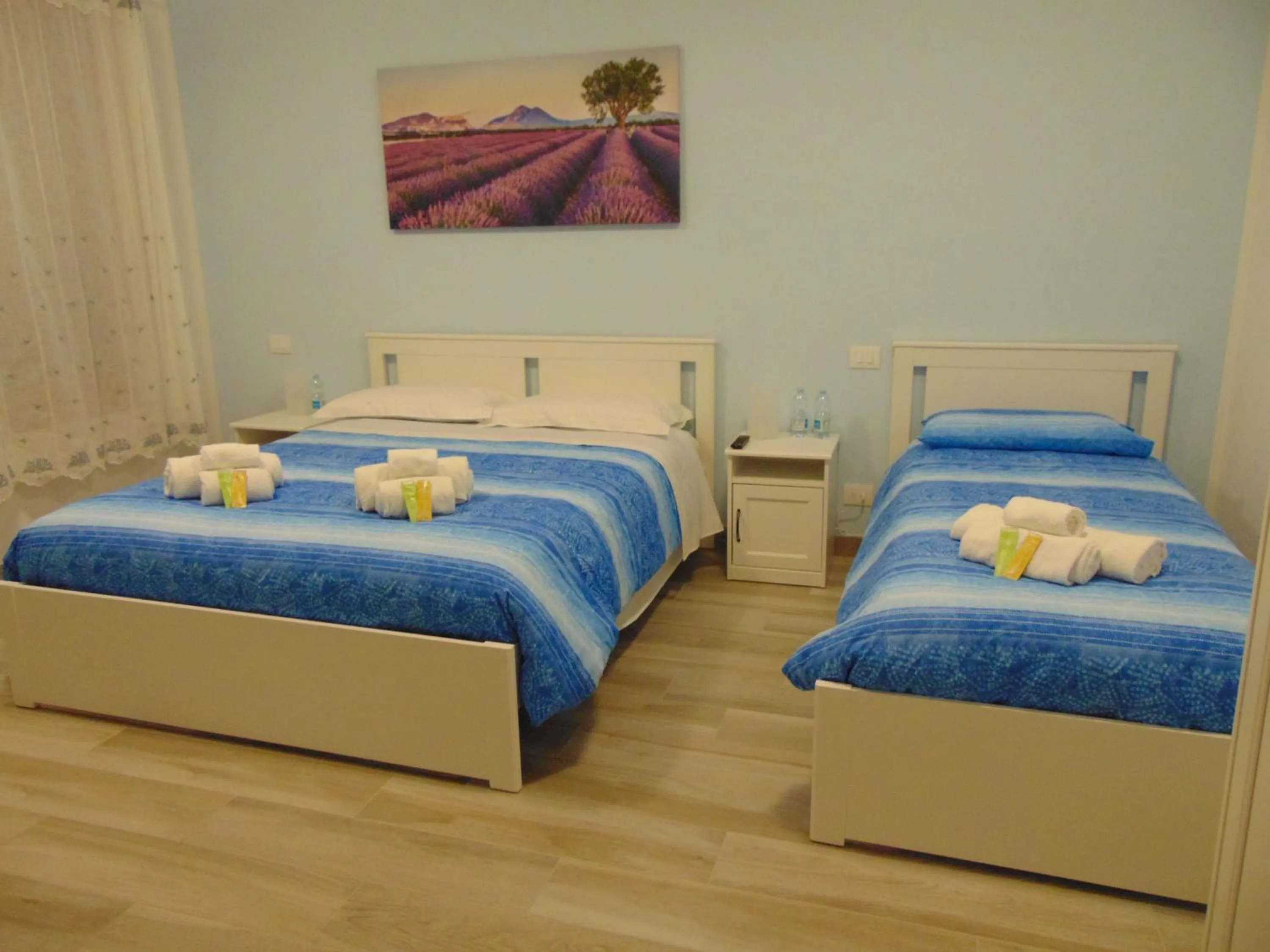Bedroom, Bed in La stazione