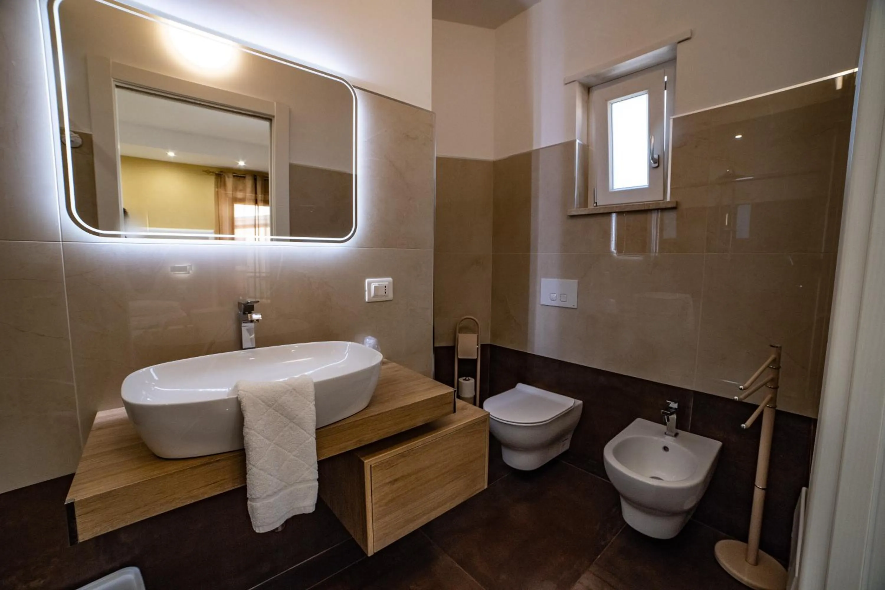 Other in B&B Jerocades