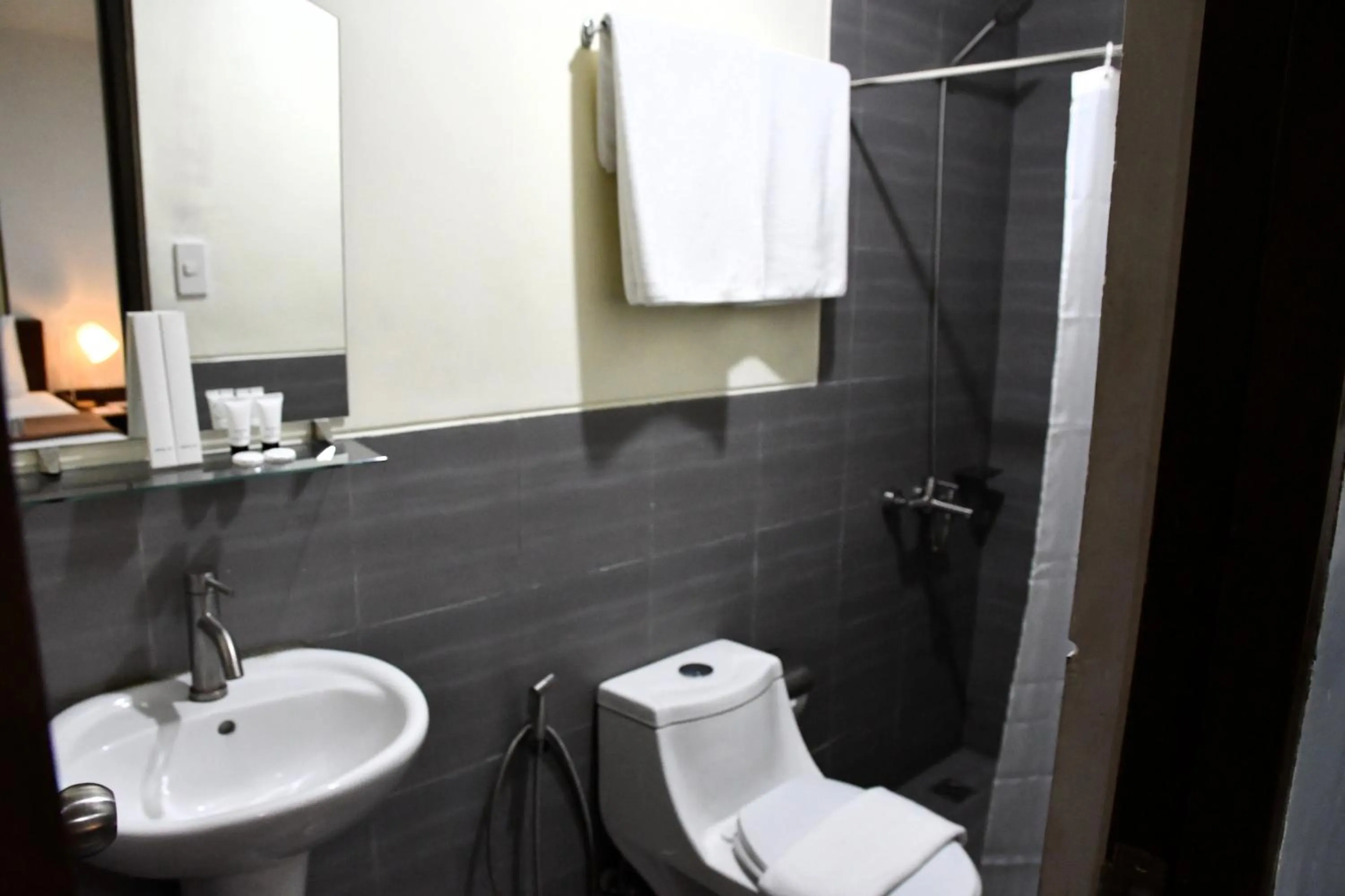 Toilet in Arzo Hotel Makati