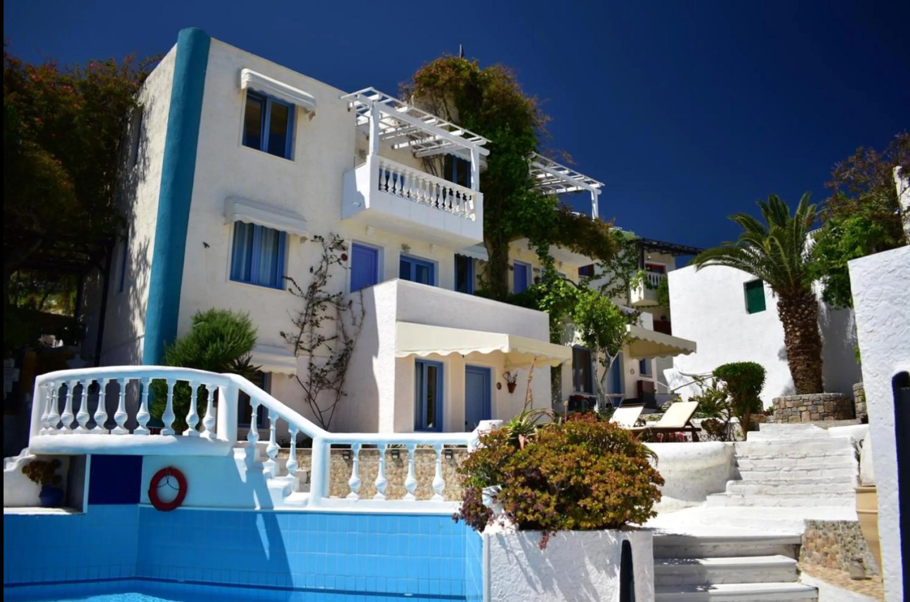 Apartment for A Pleasant Holiday In A Beautiful complex with shared pool and Ac