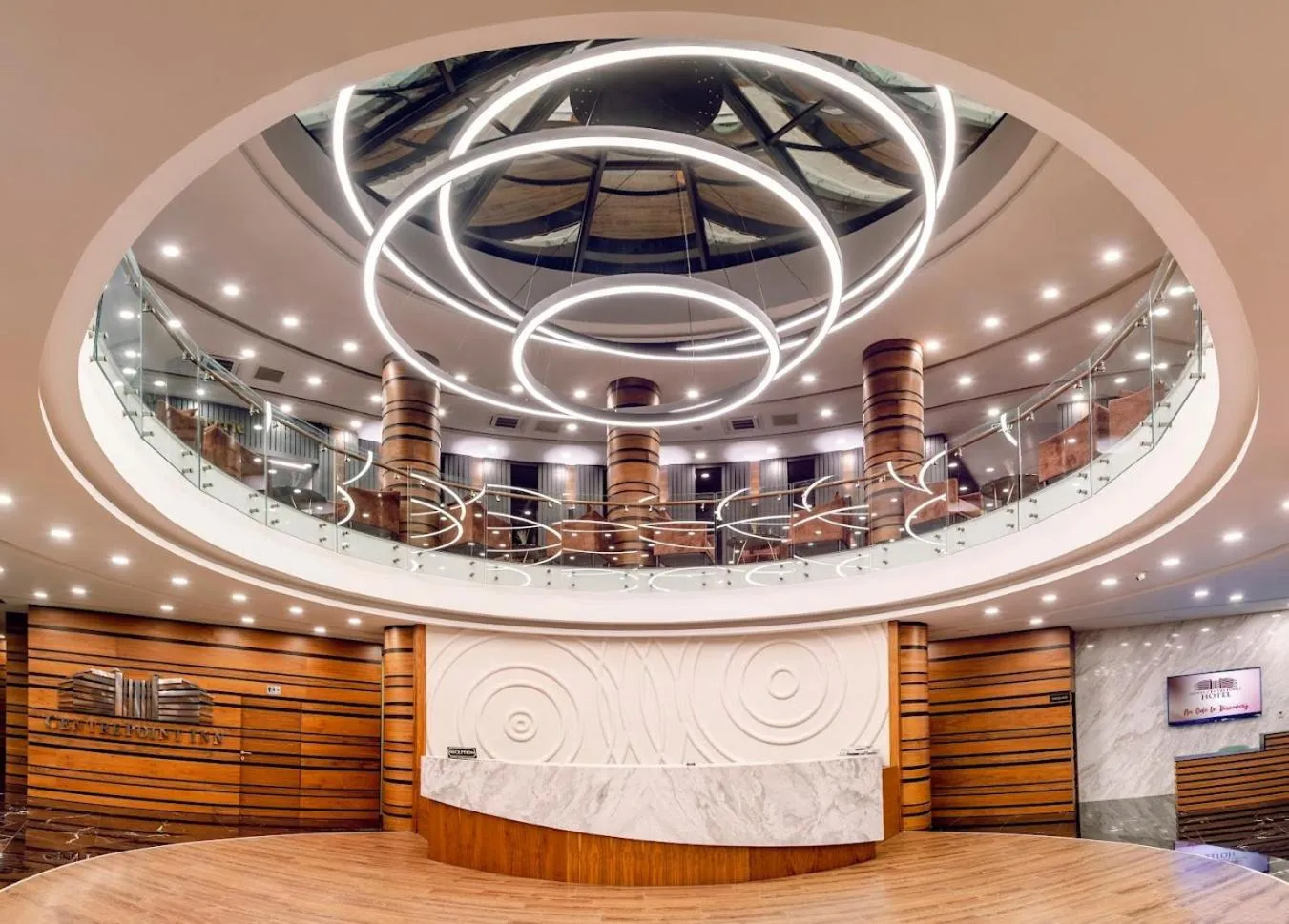 Novel Centre Point Hotel