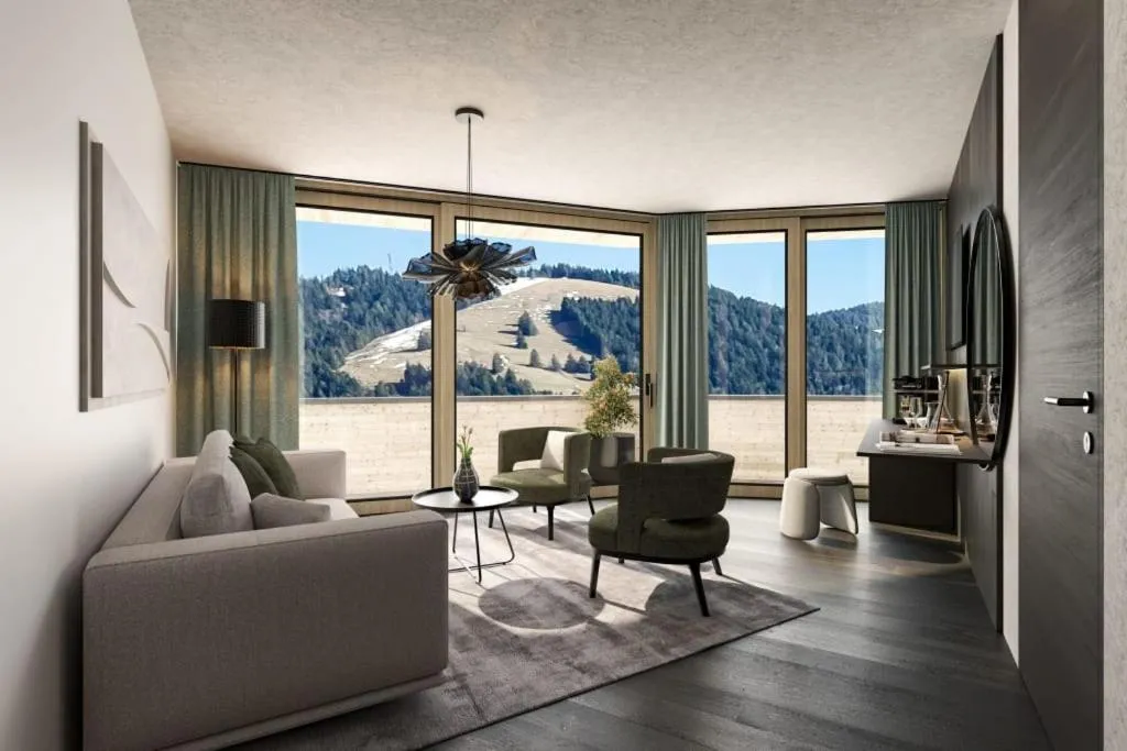 Torghele's Wald & Fluh