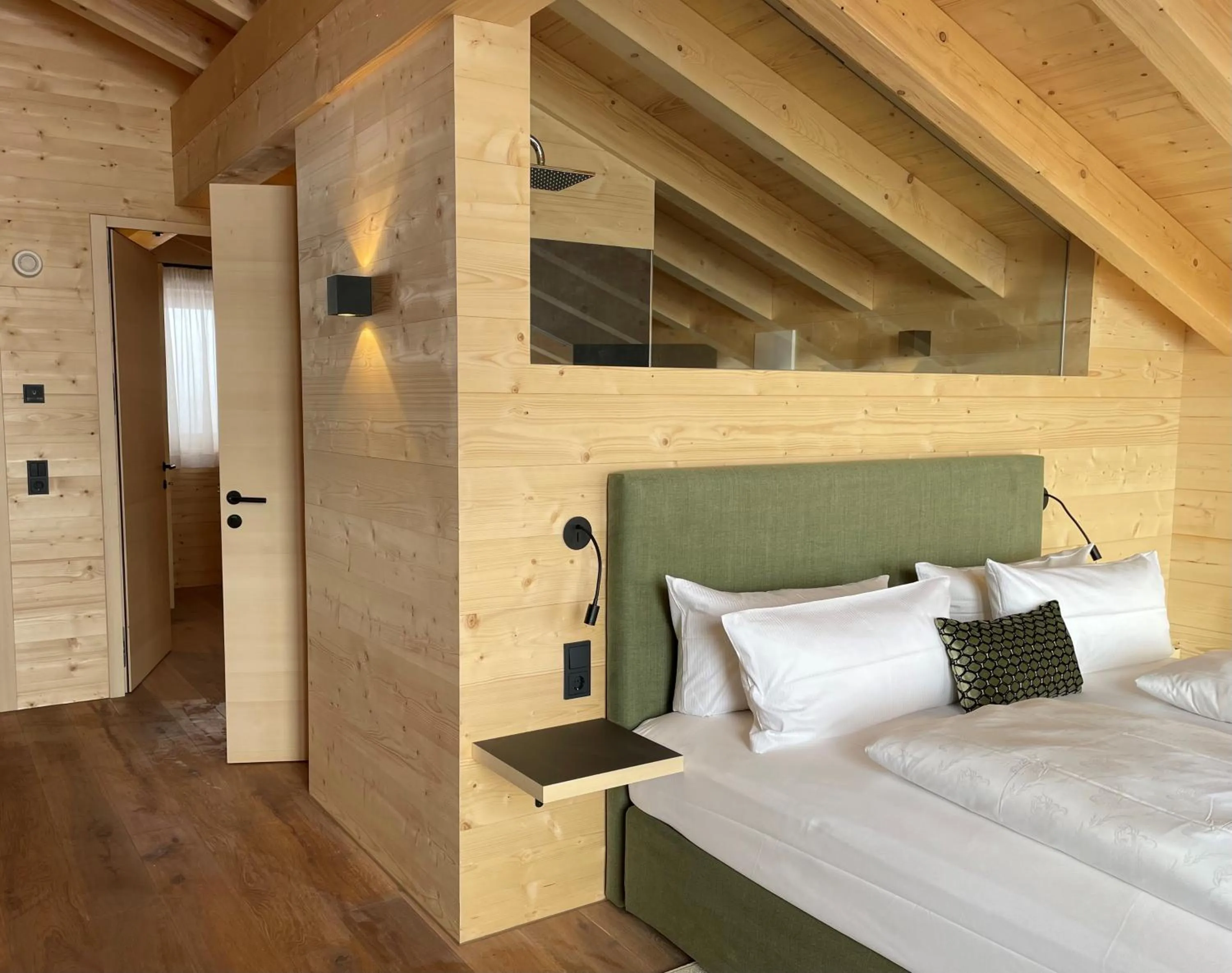 Photo of the whole room, Bed in Torghele's Wald & Fluh