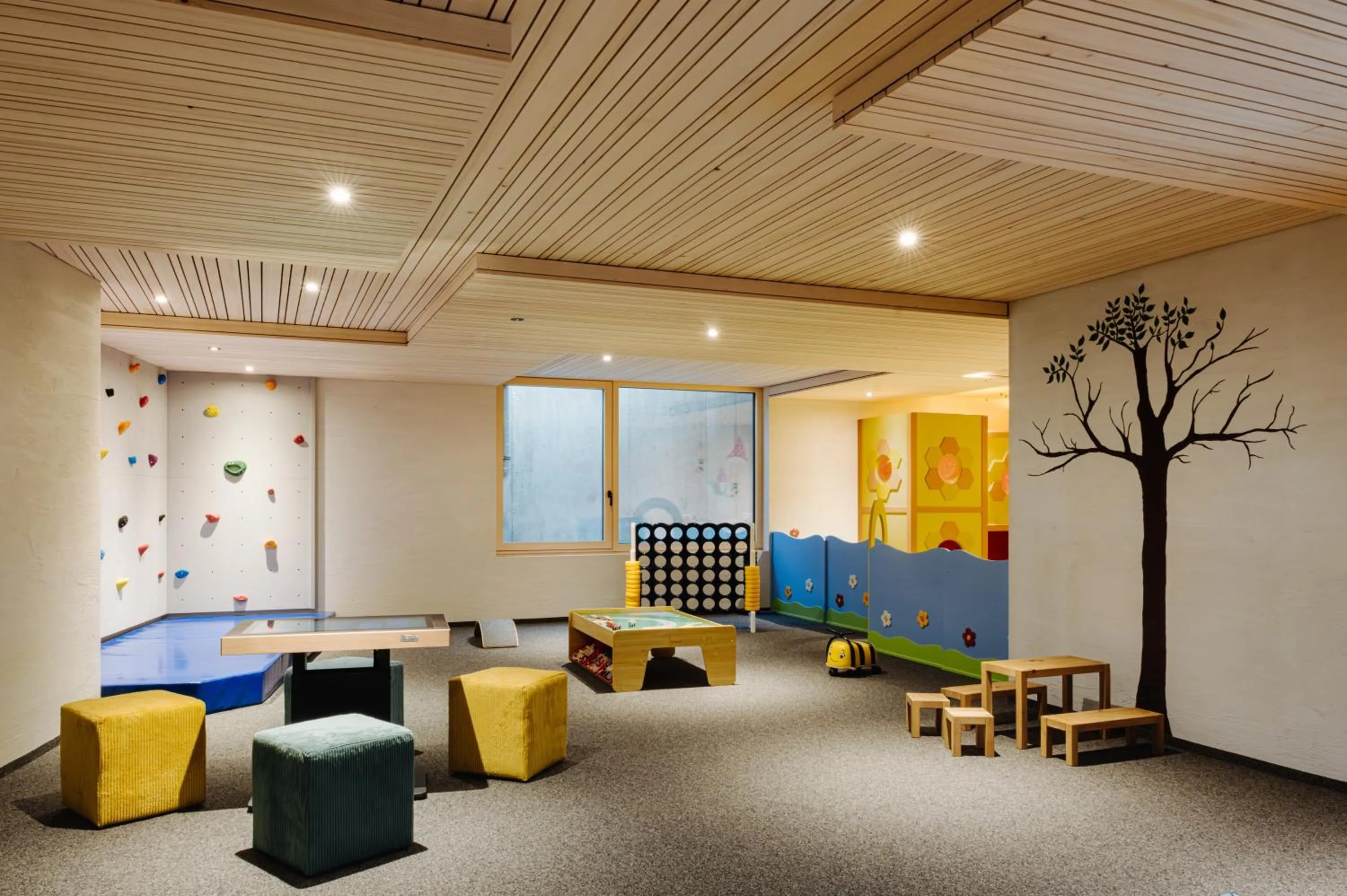 Game Room in Torghele's Wald & Fluh