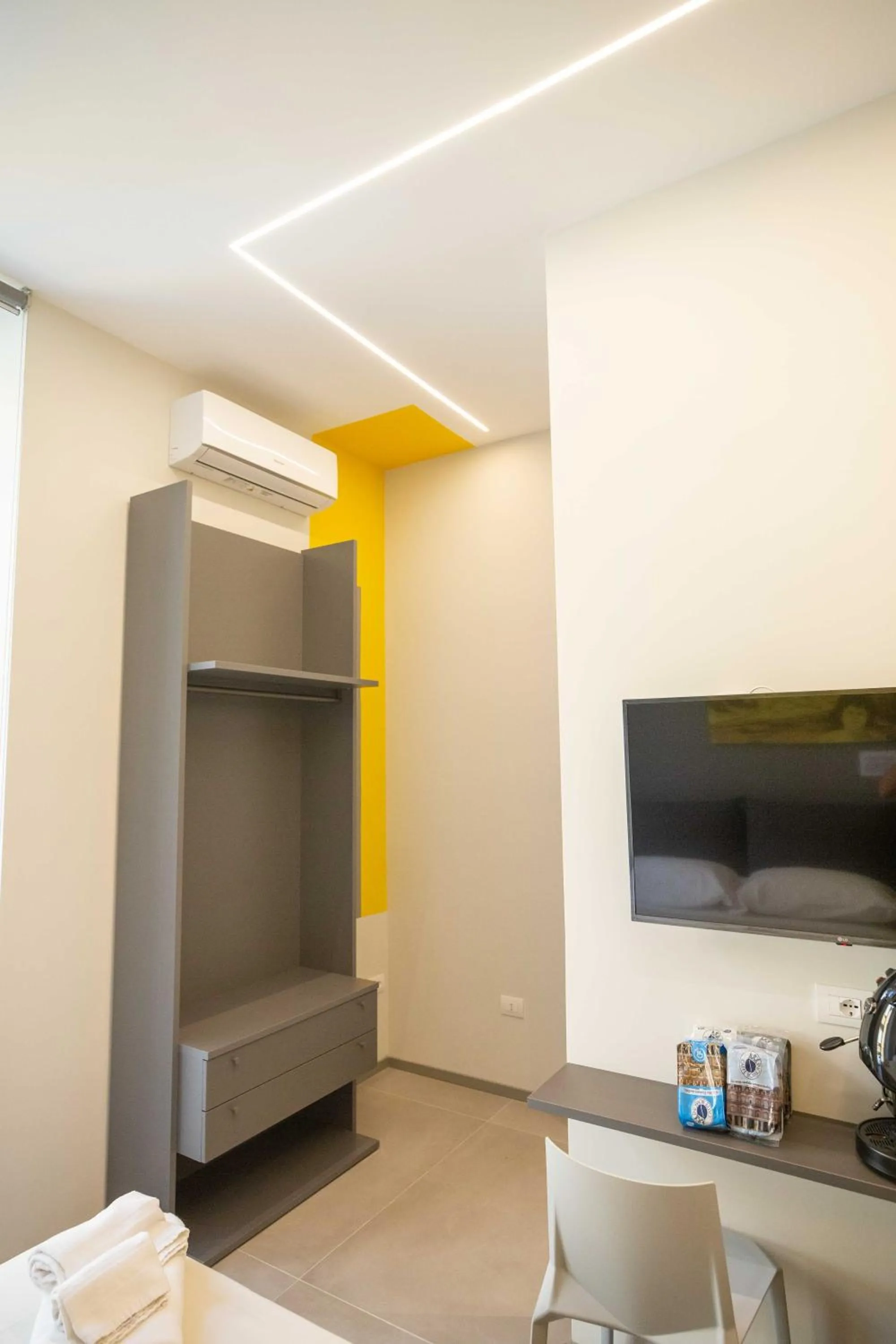 Bed in Napoli è....... By Dimorra