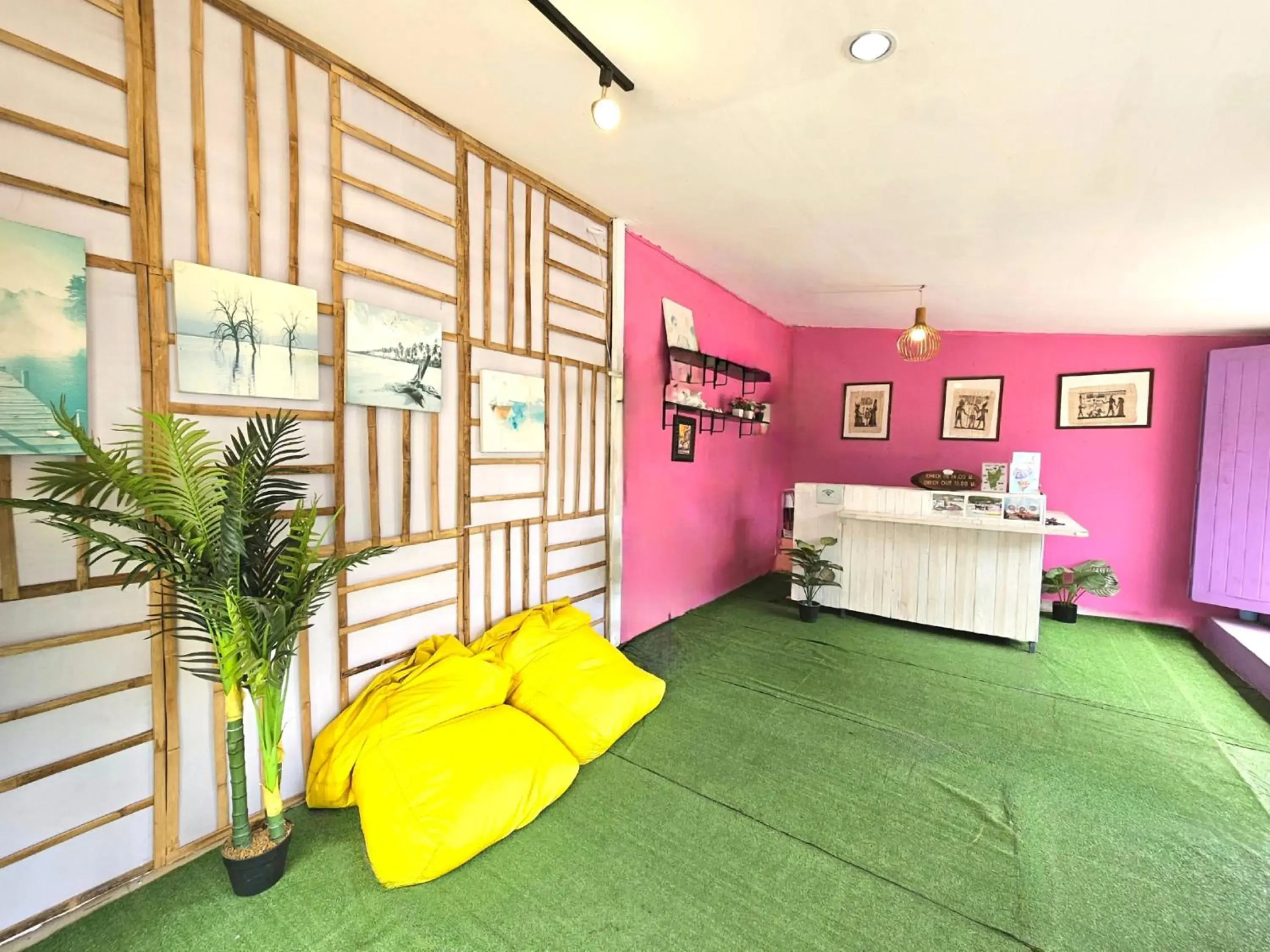 Lobby or reception in Baan I Taley On Sea Koh Larn Lobby or reception in Baan I Taley On Sea Koh Larn