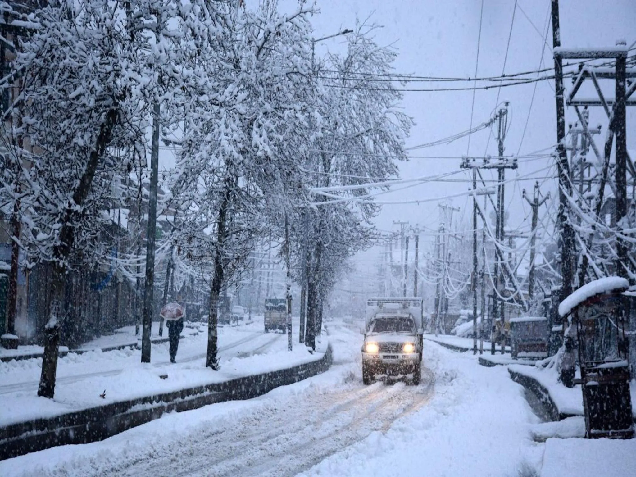 Mountain view in LA Riqueza Kanatal - Mountain View Rooms - Best Location - Amazing Food - Close to Jungle Safari & Adventure Activities