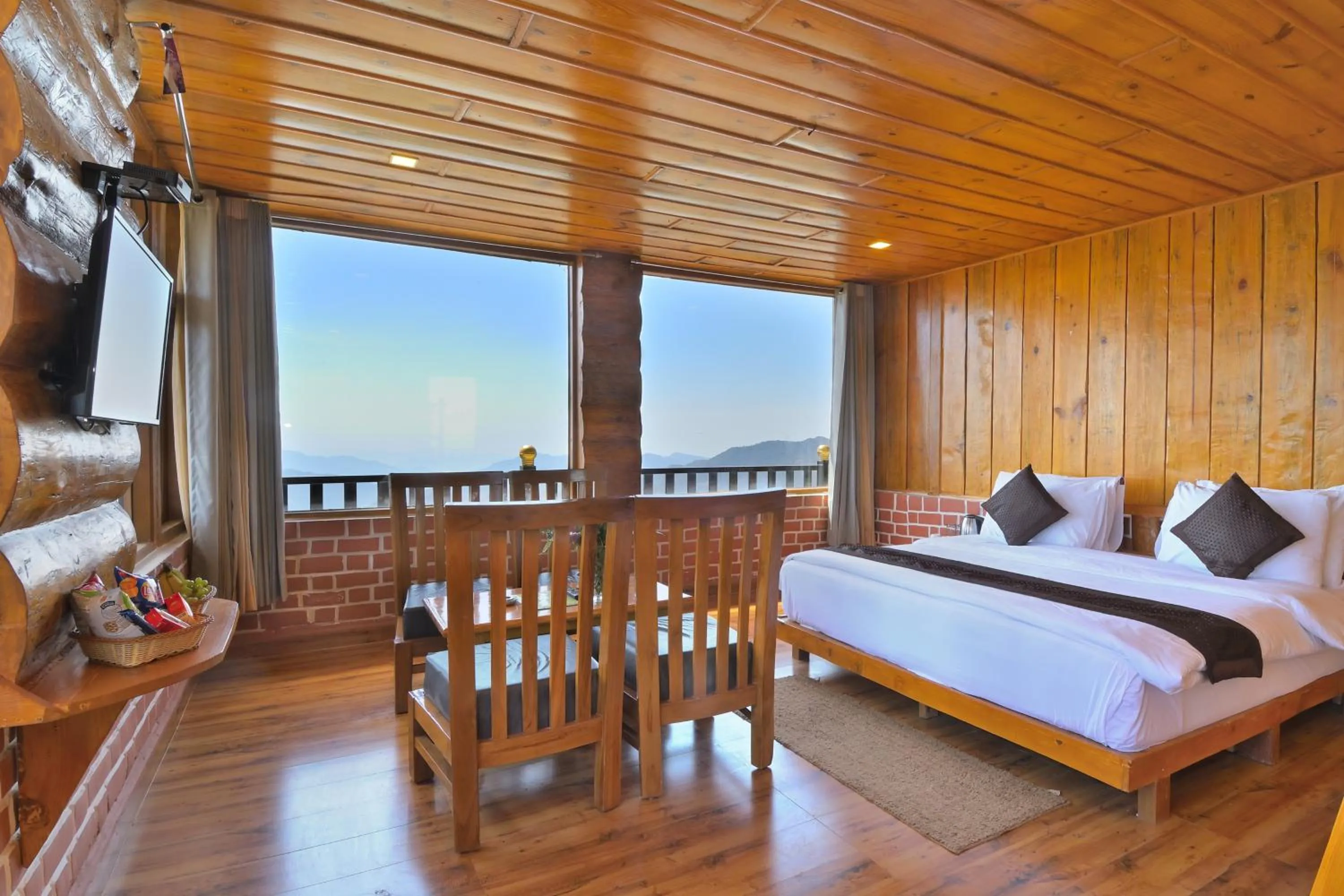Bedroom, Bed in LA Riqueza Kanatal - Mountain View Rooms - Best Location - Amazing Food - Close to Jungle Safari & Adventure Activities