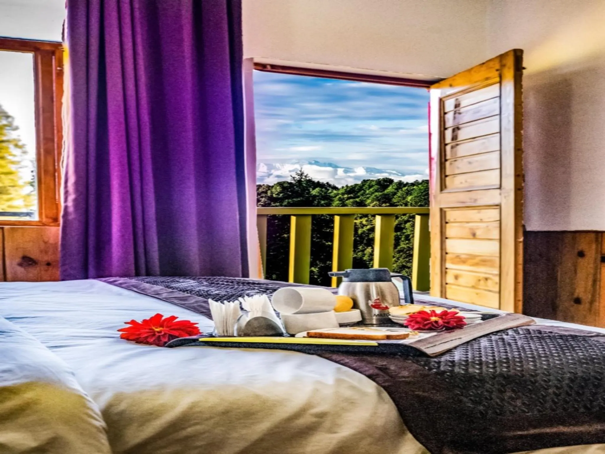 Bedroom, Bed in LA Riqueza Kanatal - Mountain View Rooms - Best Location - Amazing Food - Close to Jungle Safari & Adventure Activities