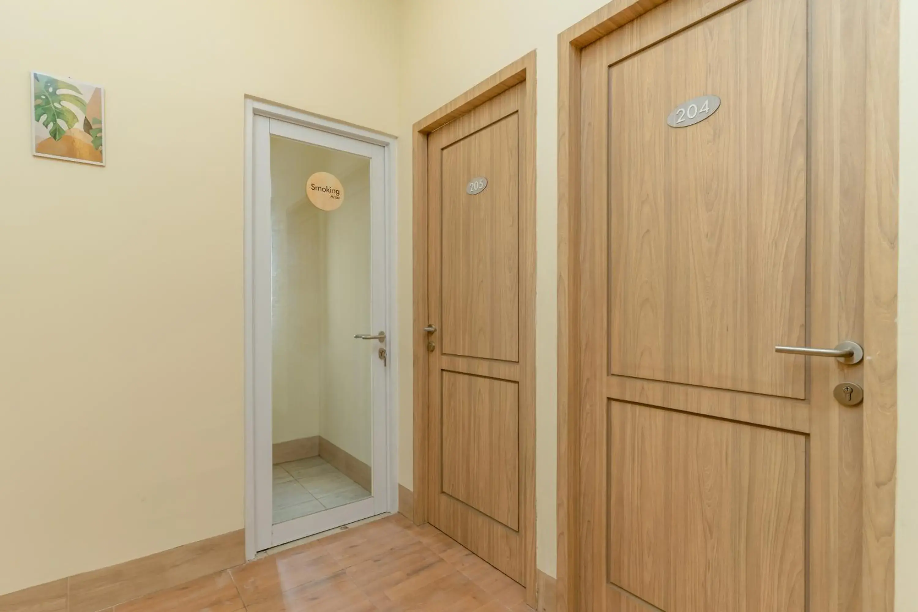 Property building in RedDoorz Plus Near RS Royal Taruma Grogol Property building in RedDoorz Plus Near RS Royal Taruma Grogol