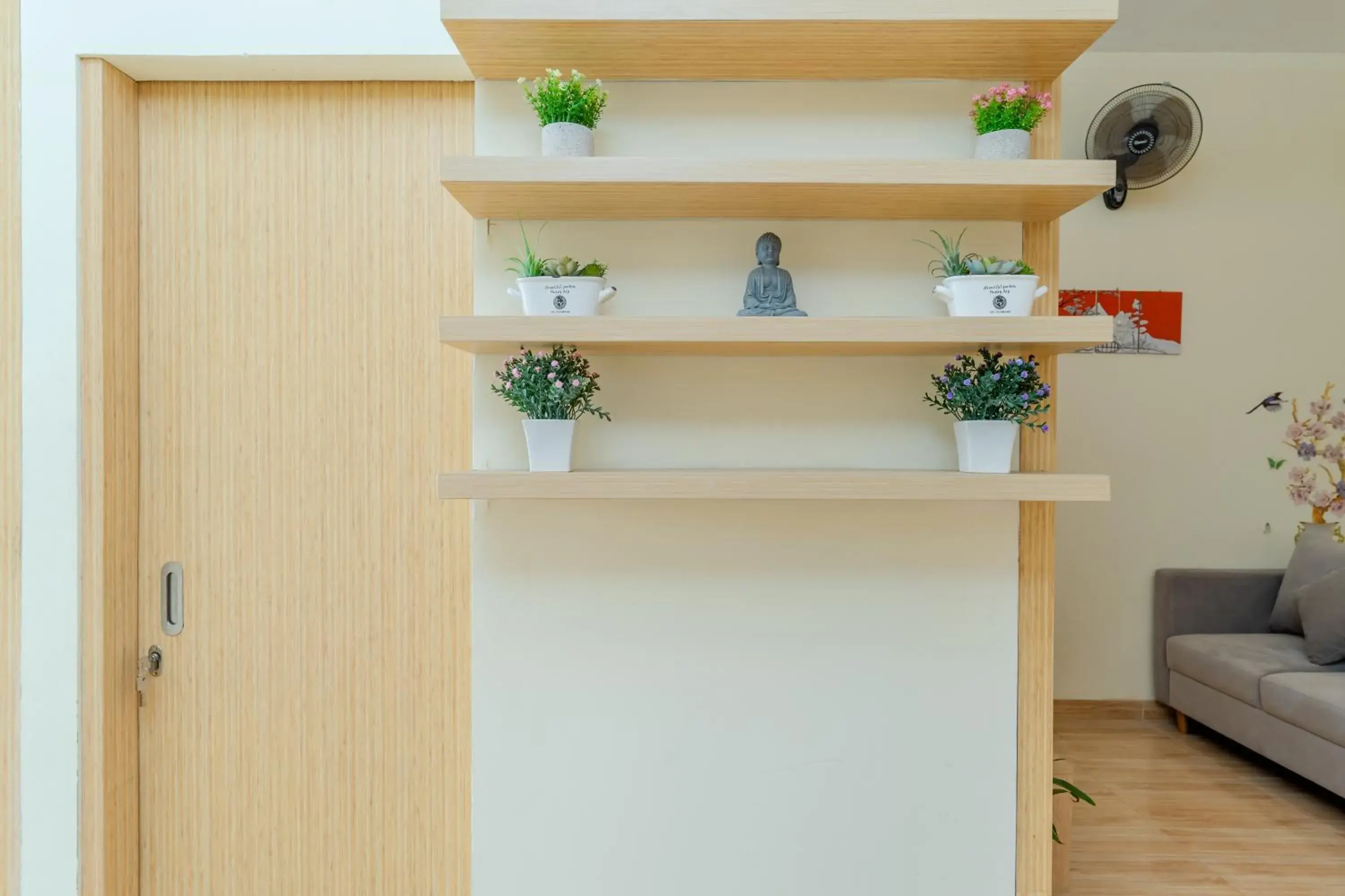 Property building in RedDoorz Plus Near RS Royal Taruma Grogol Property building in RedDoorz Plus Near RS Royal Taruma Grogol