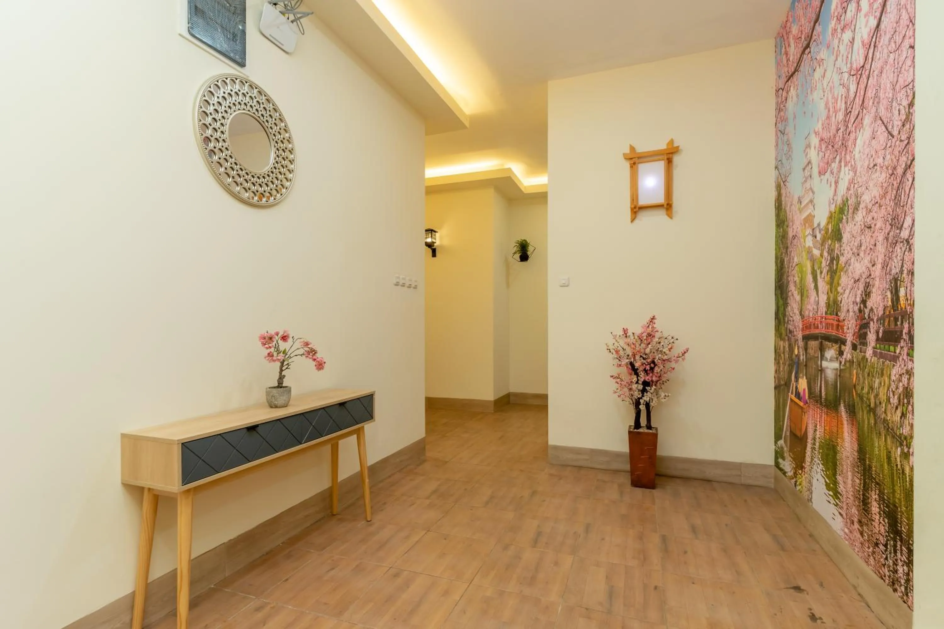 Seating area in RedDoorz Plus Near RS Royal Taruma Grogol