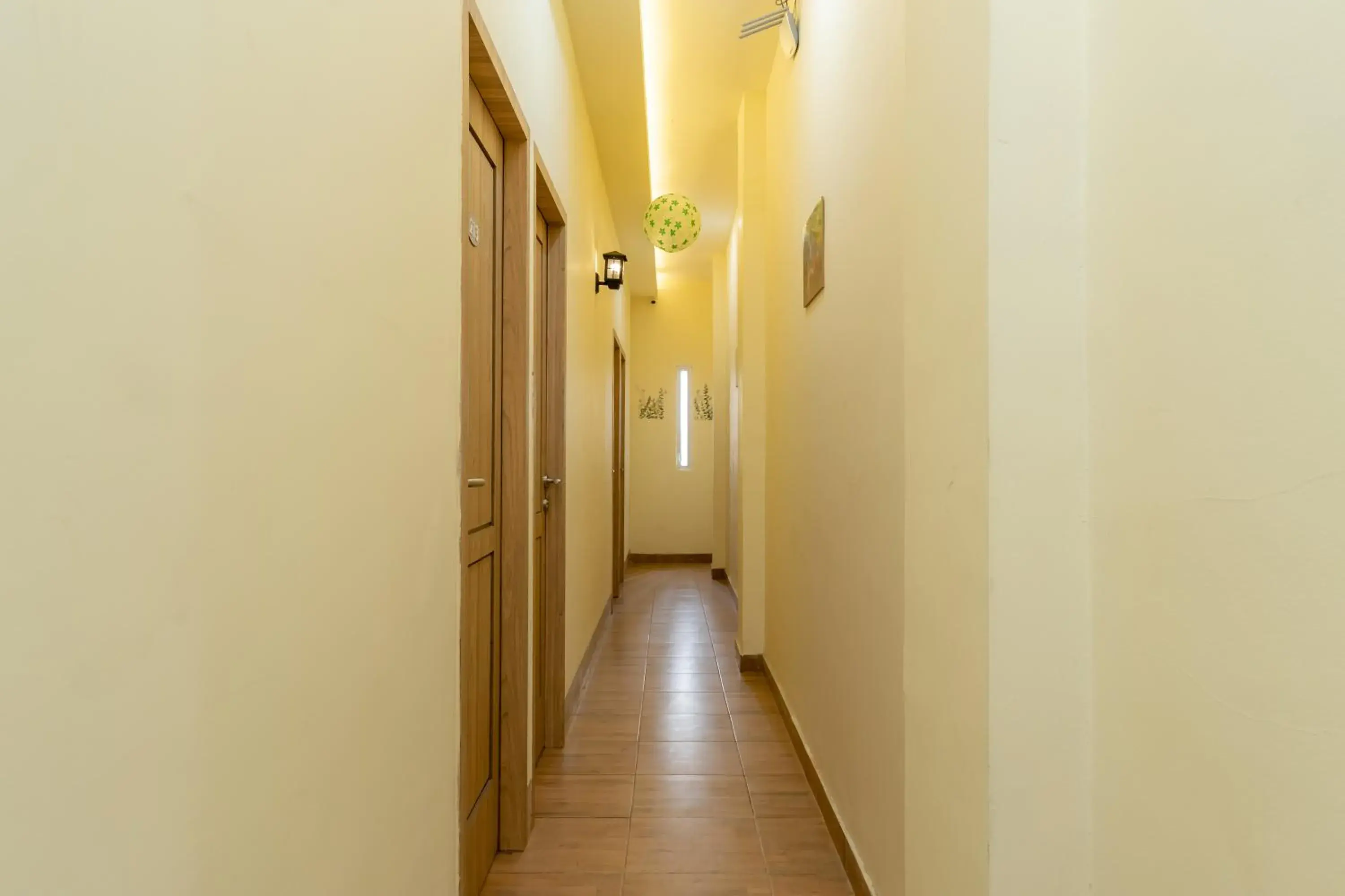 Property building in RedDoorz Plus Near RS Royal Taruma Grogol Property building in RedDoorz Plus Near RS Royal Taruma Grogol