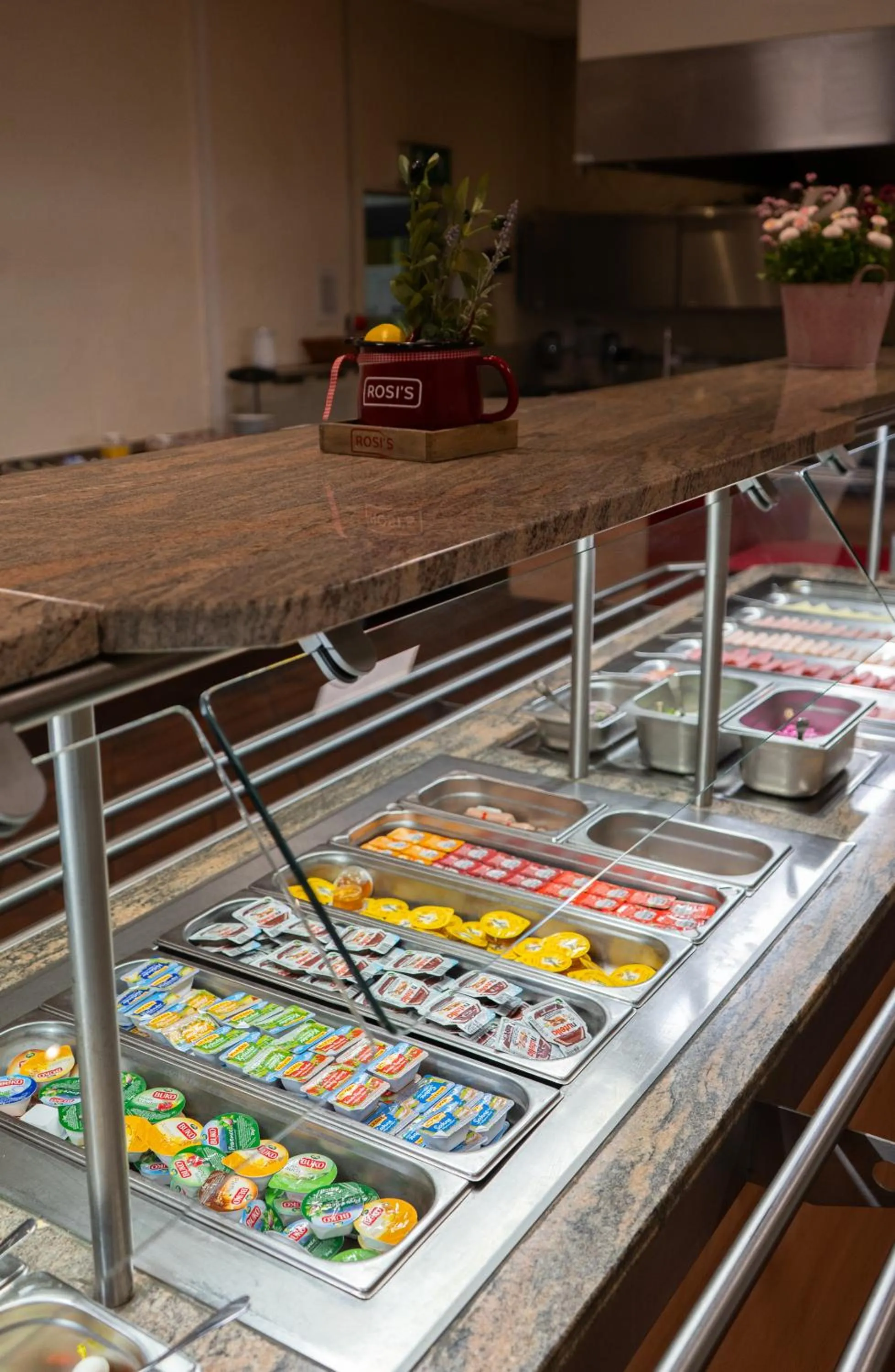 Restaurant/places to eat in Autohof Hotel Salzbergen