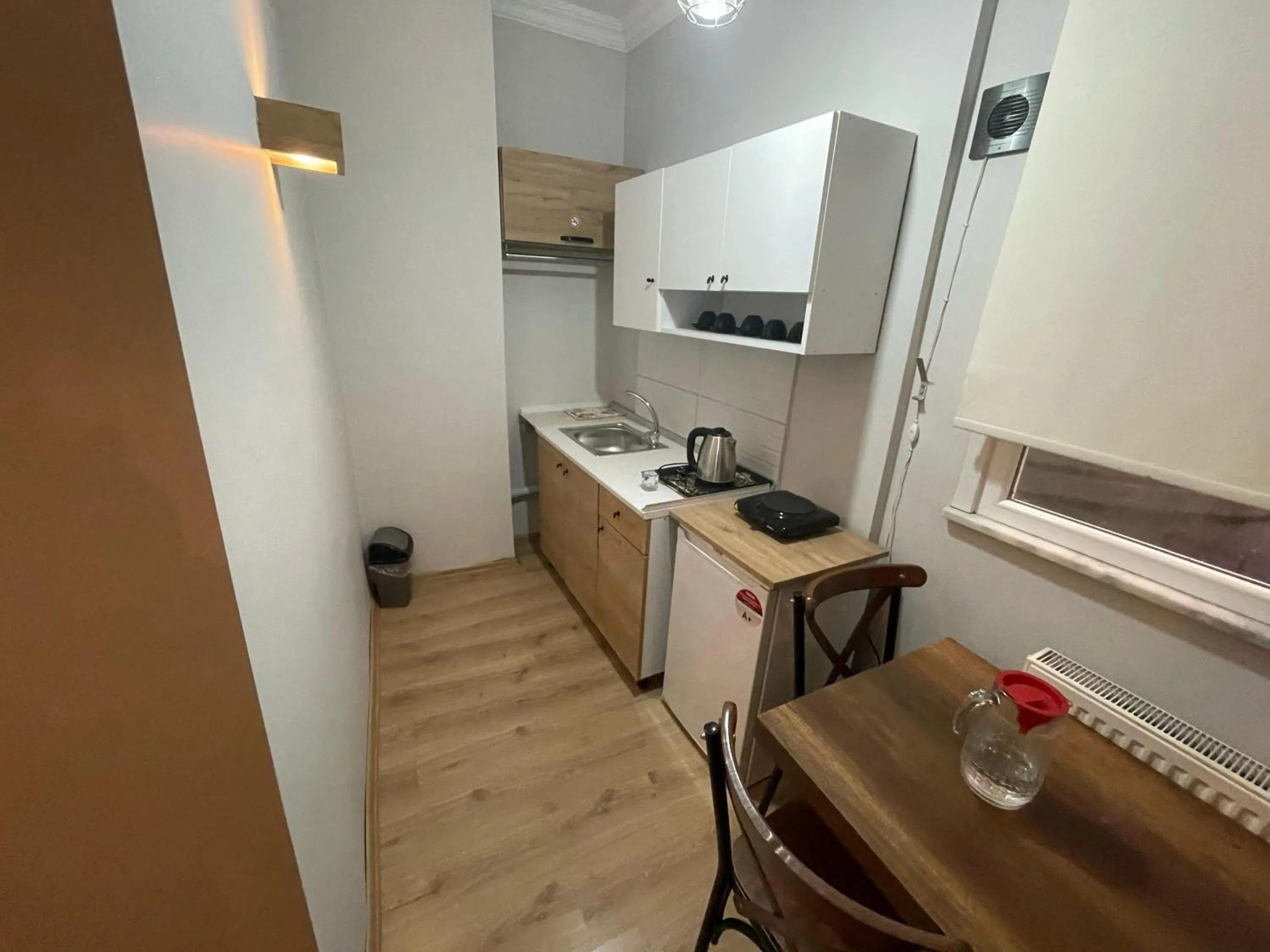 Kitchen or kitchenette in Grey House Apartments & Suites Istanbul