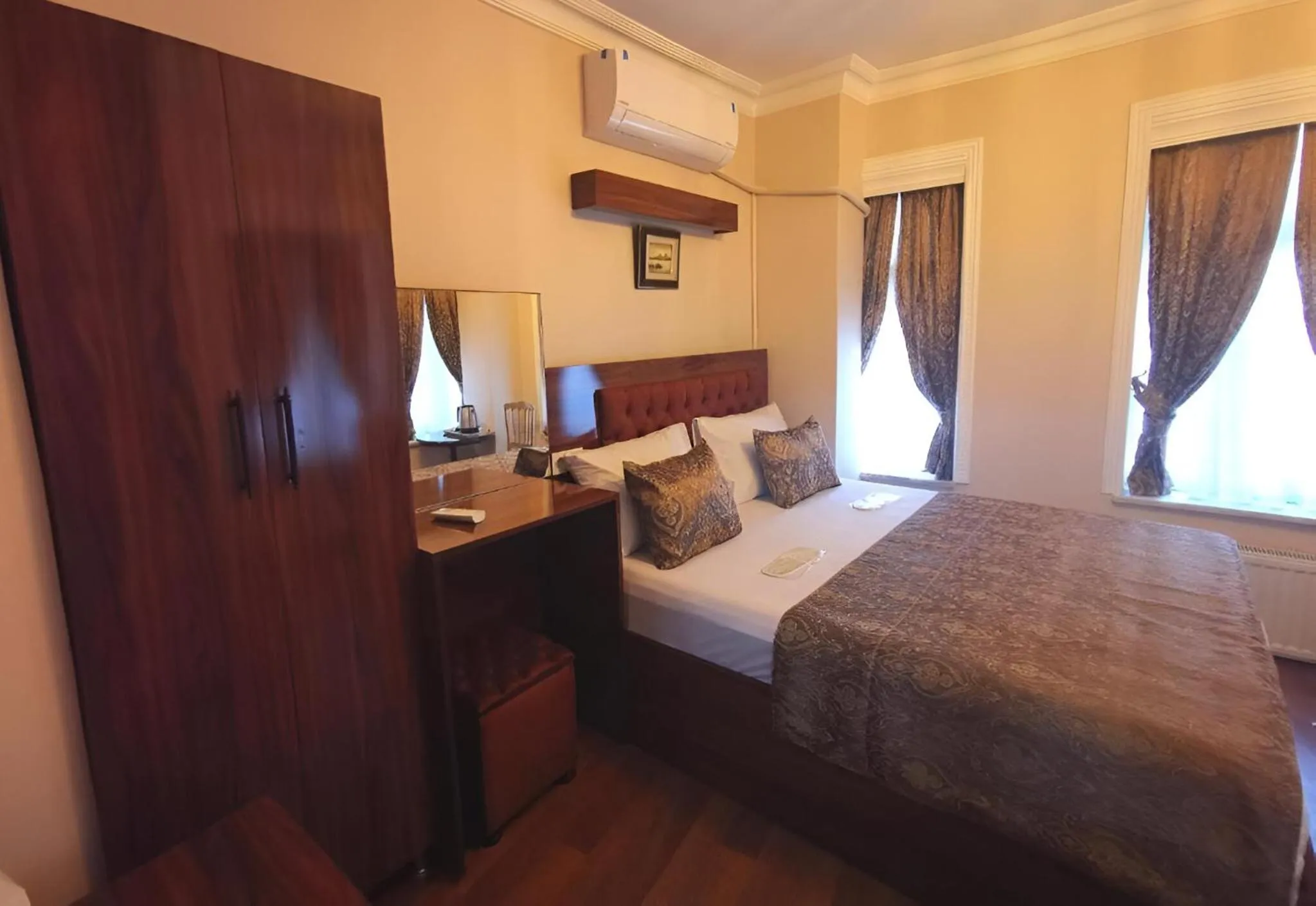 Bed in Grey House Apartments & Suites Istanbul