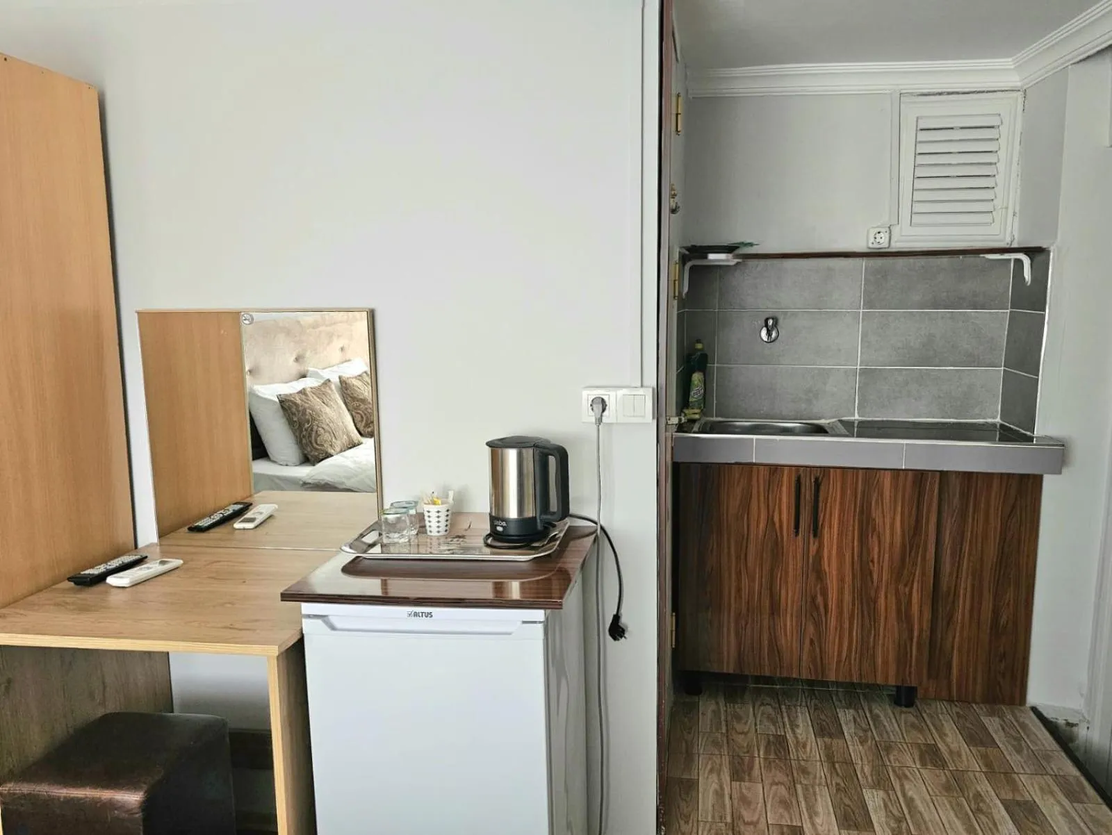 Kitchen or kitchenette in Grey House Apartments & Suites Istanbul
