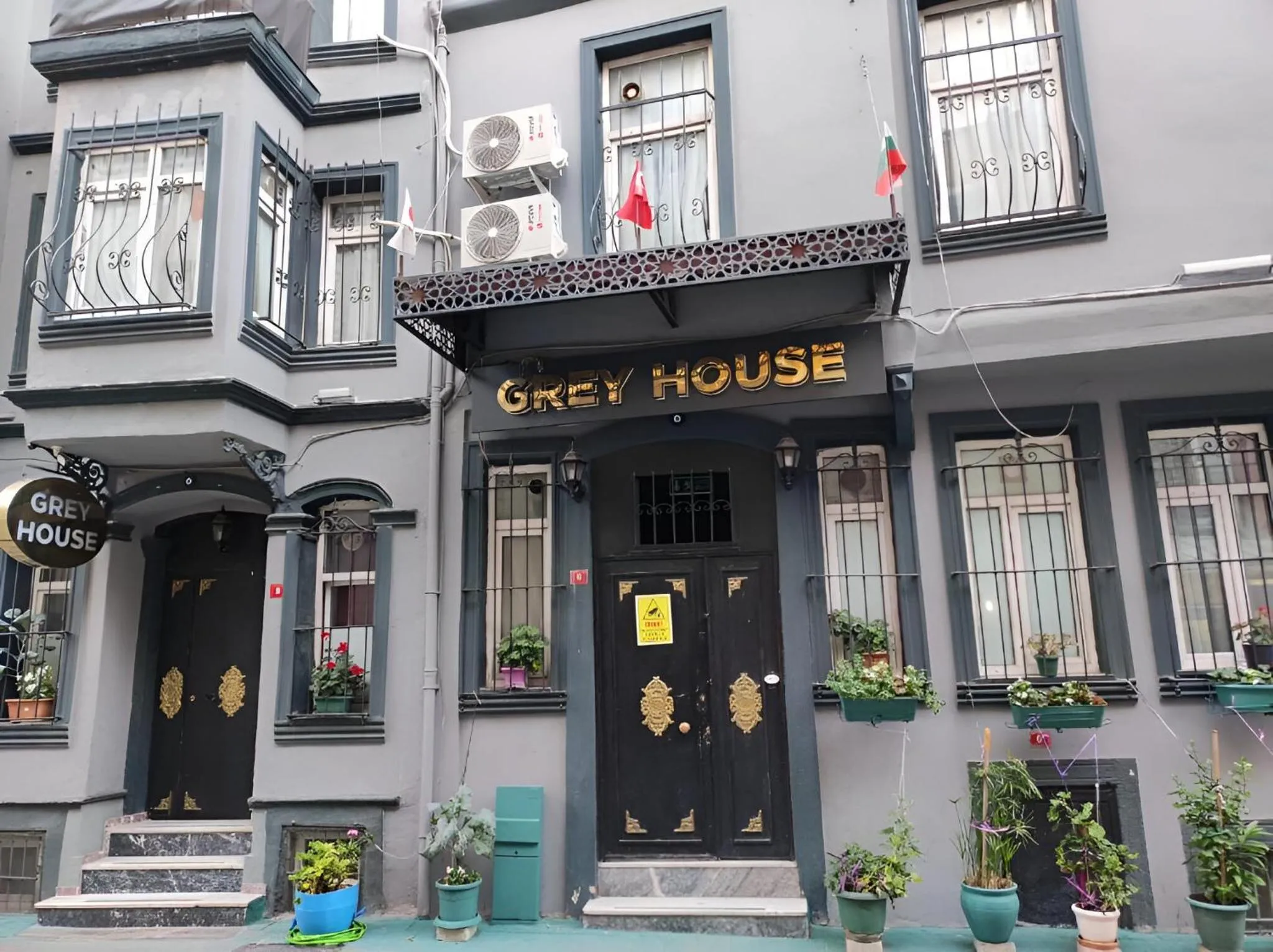 Property building in Grey House Apartments & Suites Istanbul