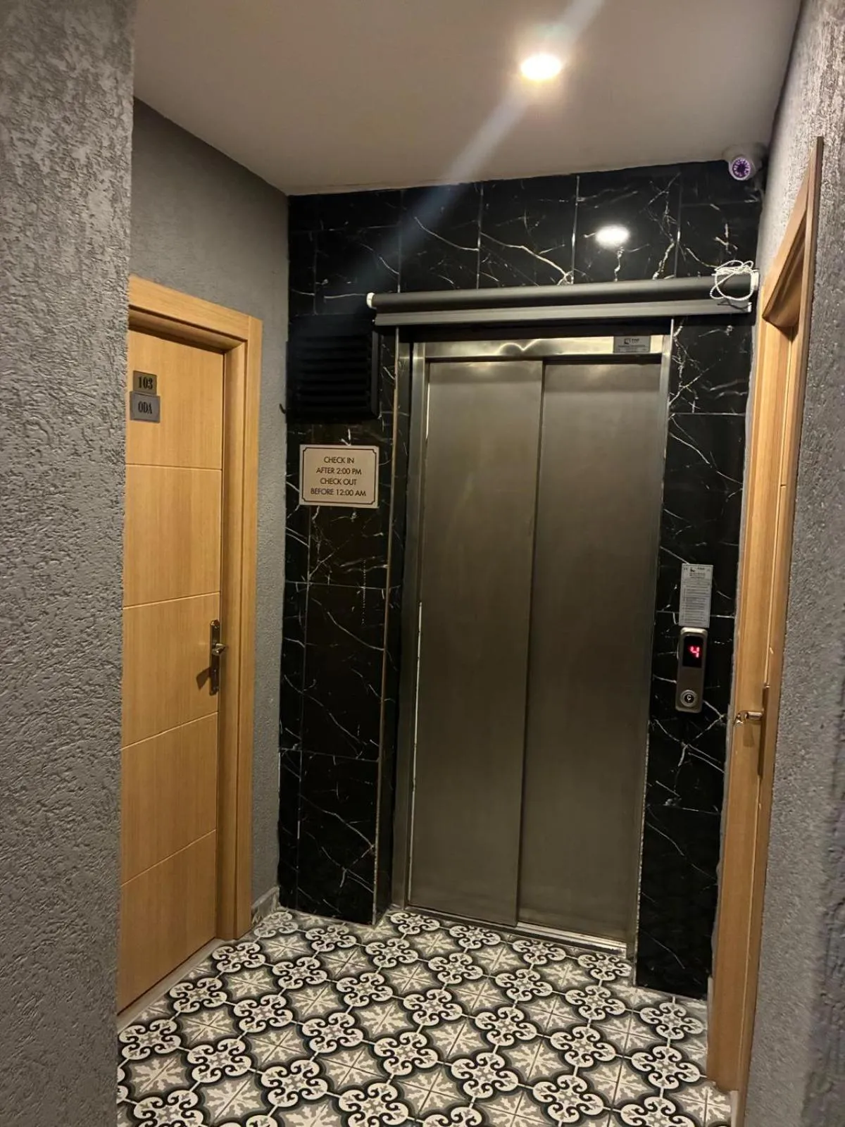Shower in Grey House Apartments & Suites Istanbul