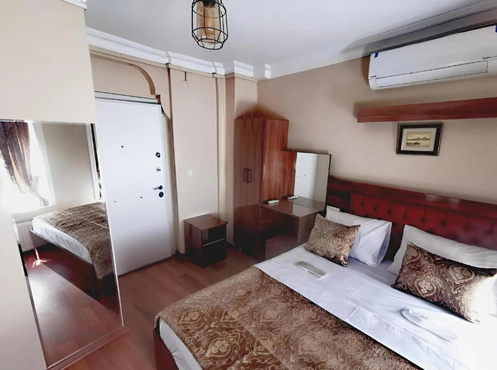 Bed in Grey House Apartments & Suites Istanbul Bed in Grey House Apartments & Suites Istanbul