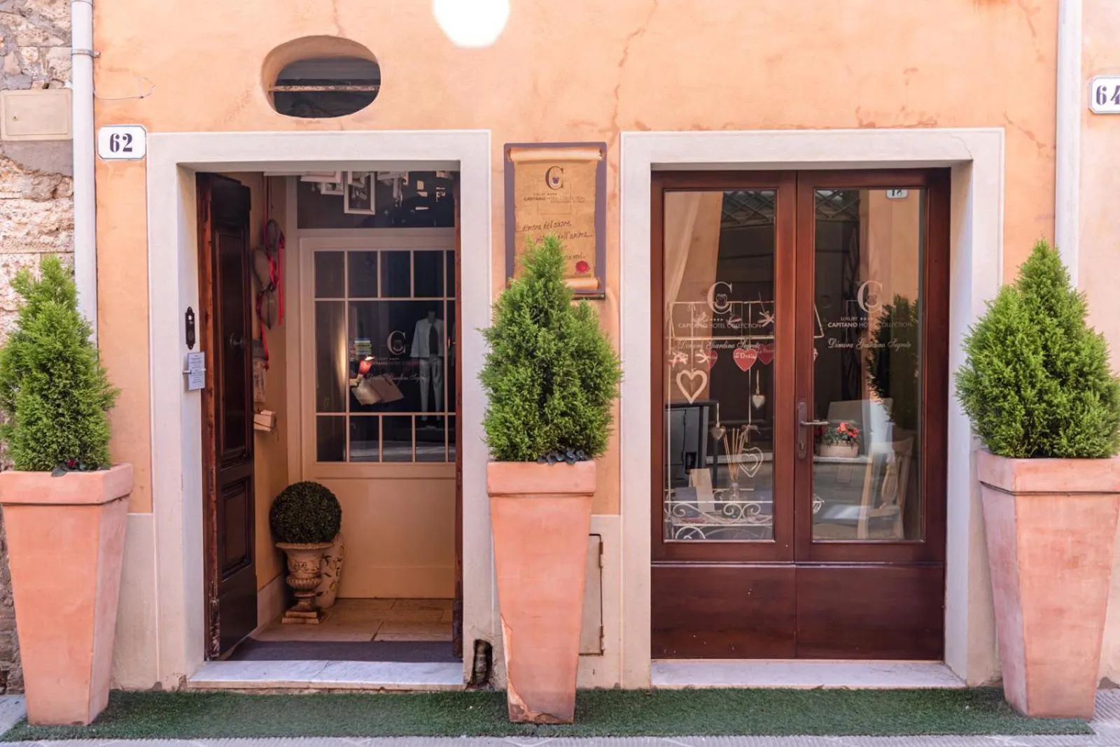 Property building in b&b BORGO CAPITANO COLLECTION Albergo diffuso - Centro Storico