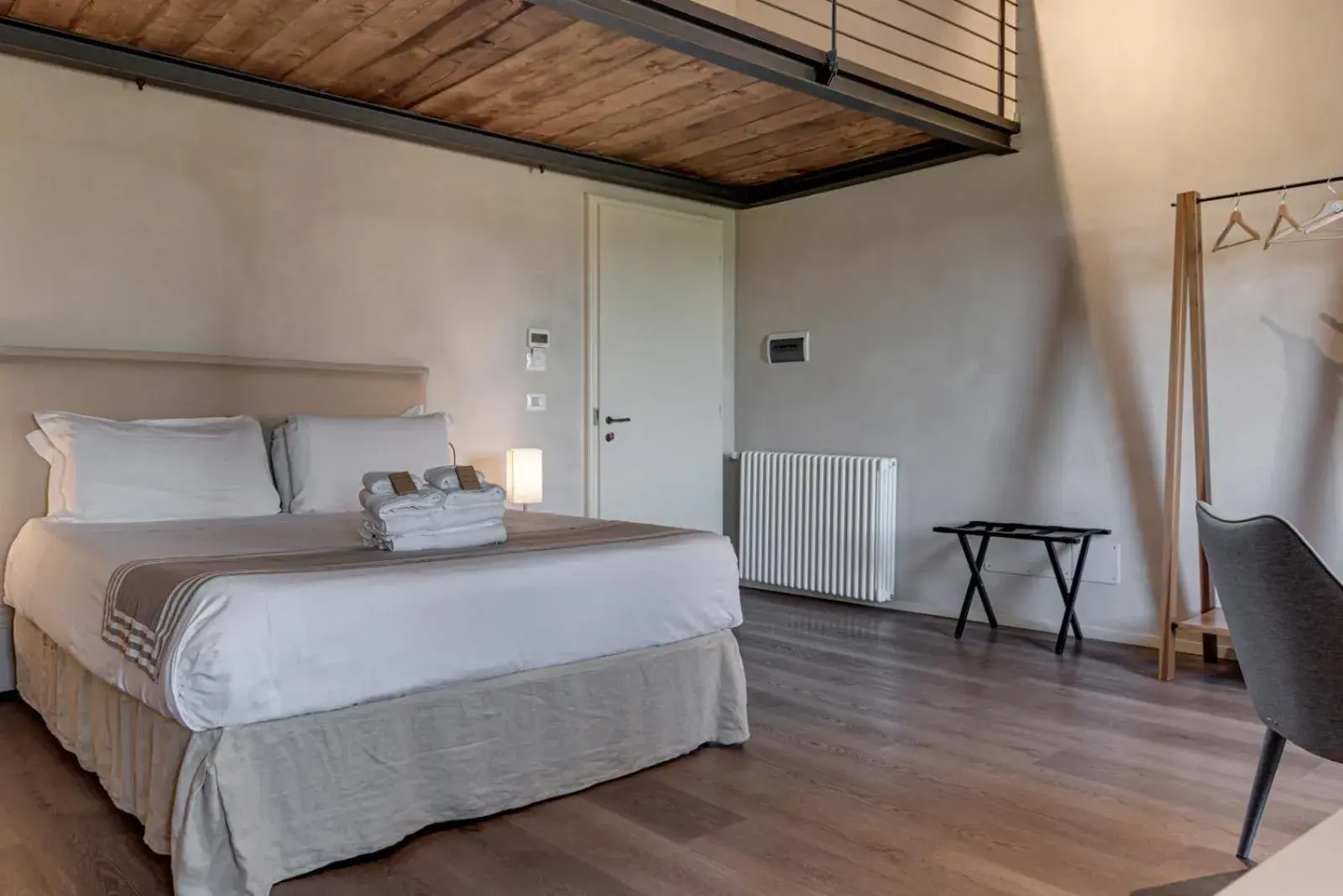 Double Junior Suite in b&b BORGO CAPITANO COLLECTION Albergo diffuso - Centro Storico Double Junior Suite in b&b BORGO CAPITANO COLLECTION Albergo diffuso - Centro Storico