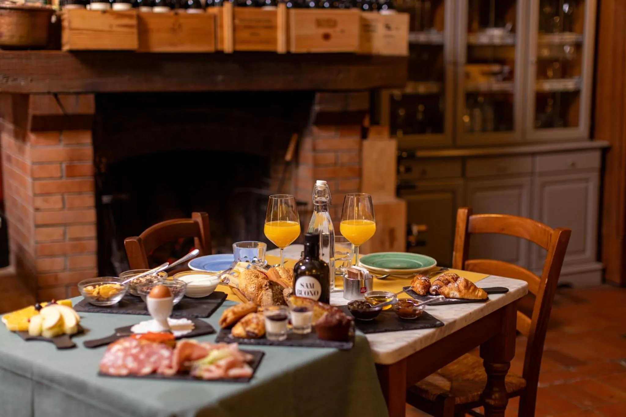 Breakfast in b&b BORGO CAPITANO COLLECTION Albergo diffuso - Centro Storico