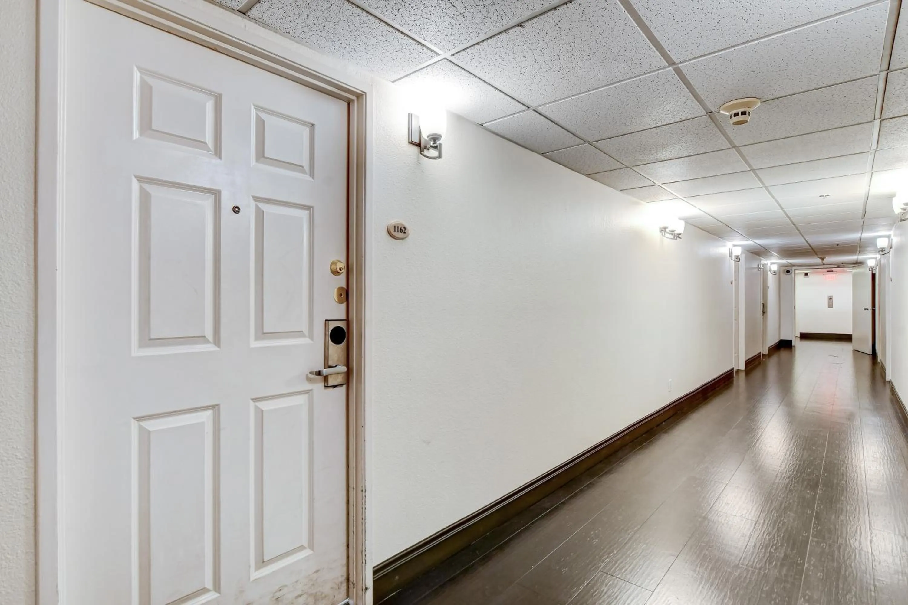 Penthouse on the strip - 6 Comfy beds!!!