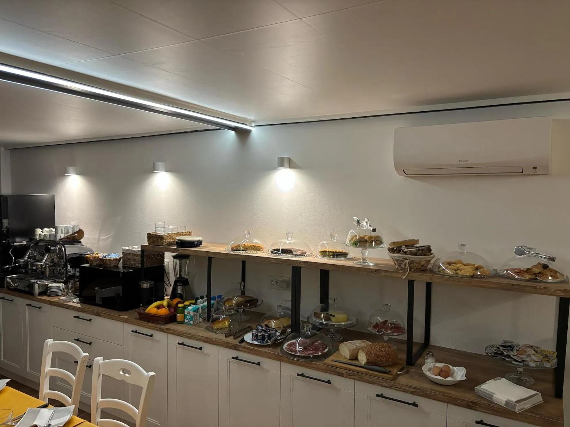 Breakfast in Ca' Ross